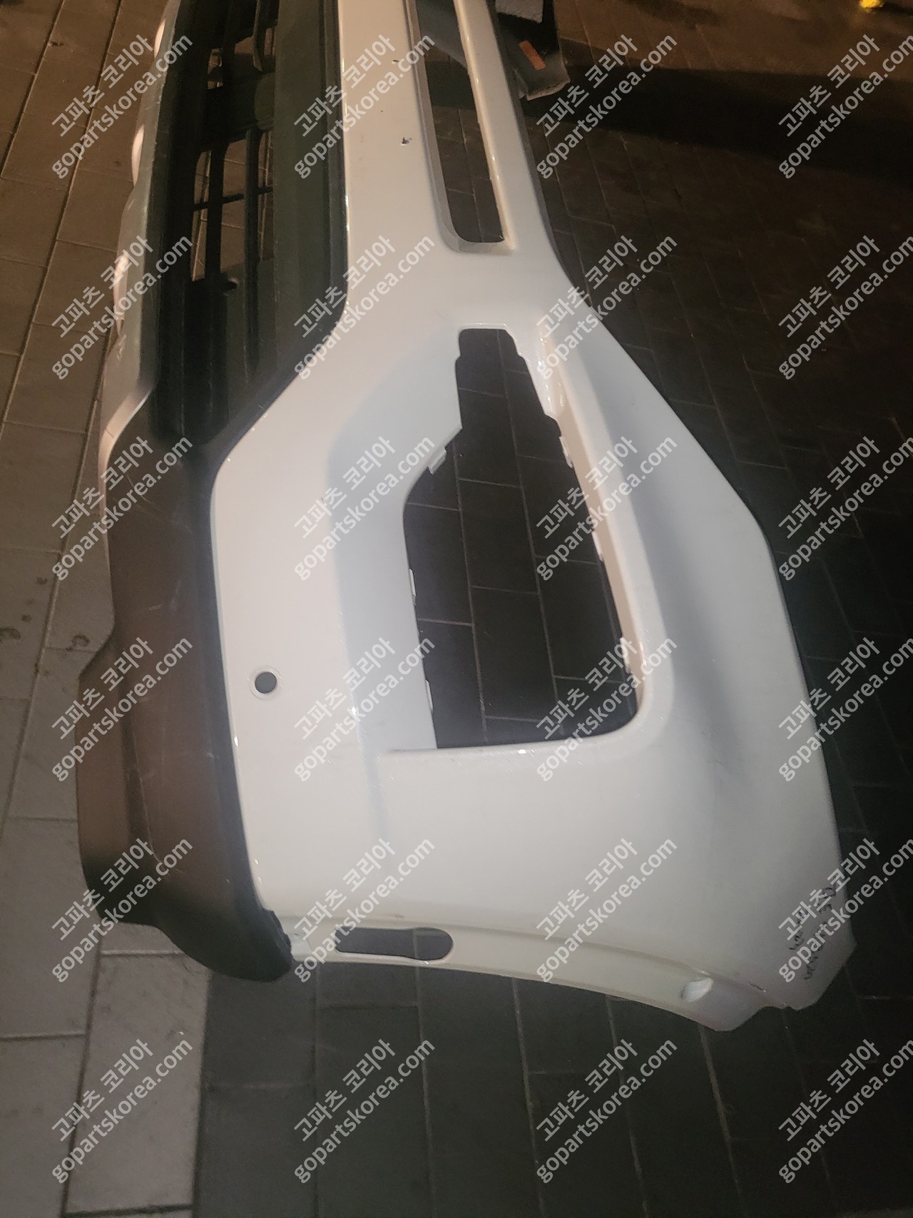 포드 익스플로러 앞범퍼 사진 3