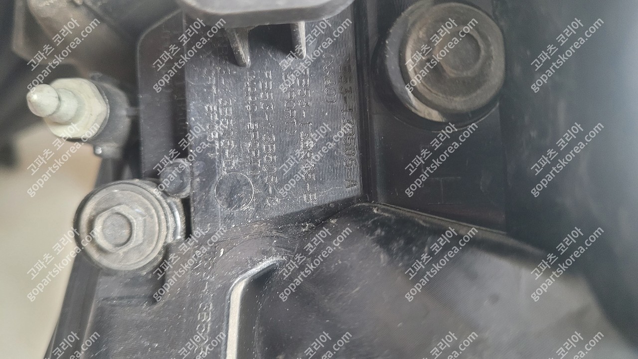 포드 익스플로러 테일램프 운전석 사진 3