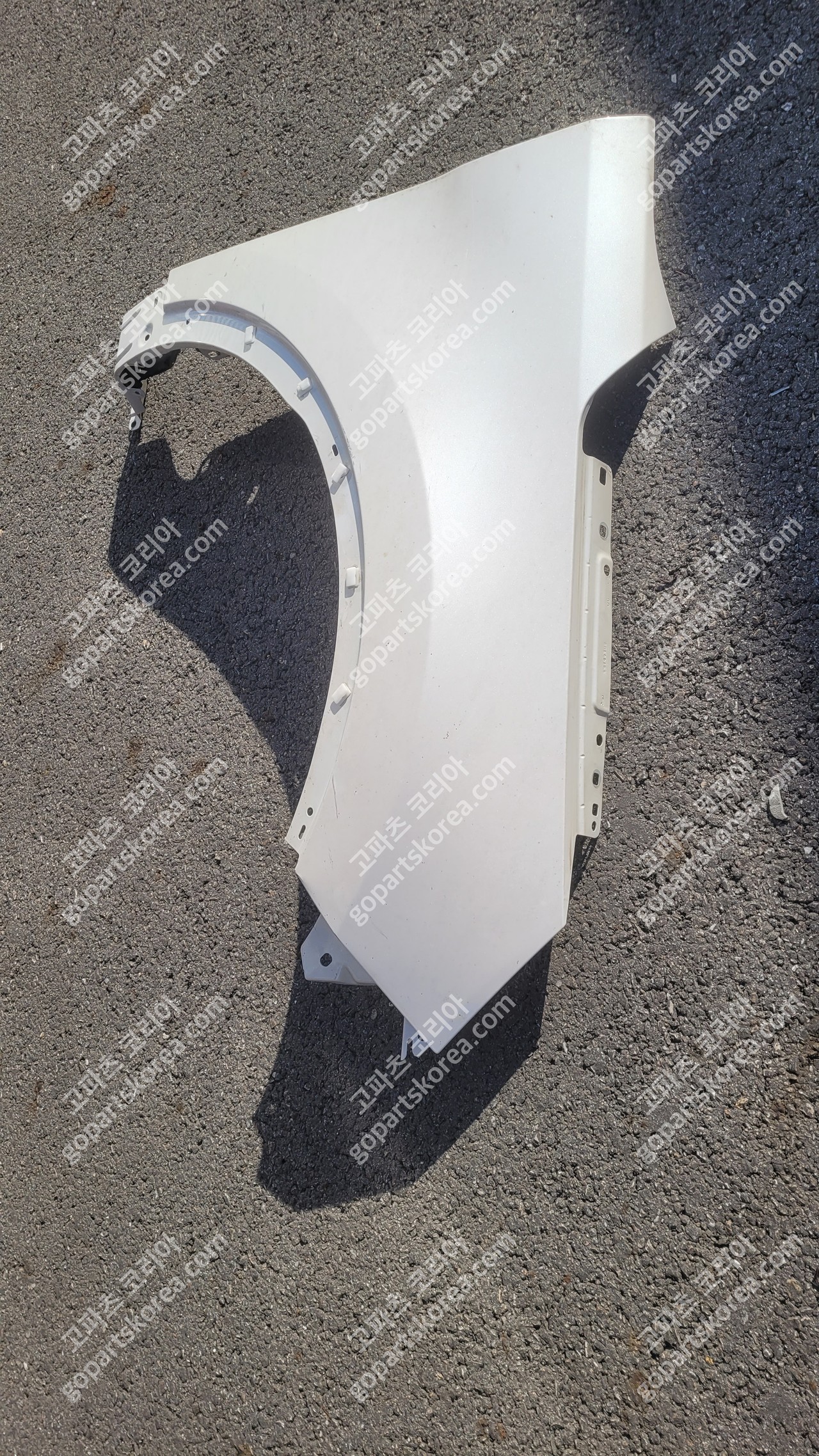 포드 익스플로러 휀더 조수석 앞휀더 사진 3