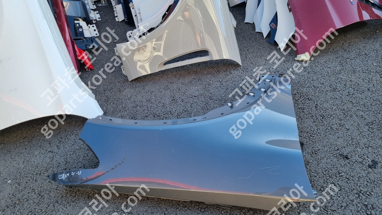 포드 익스플로러 휀더 조수석 앞휀더 중고