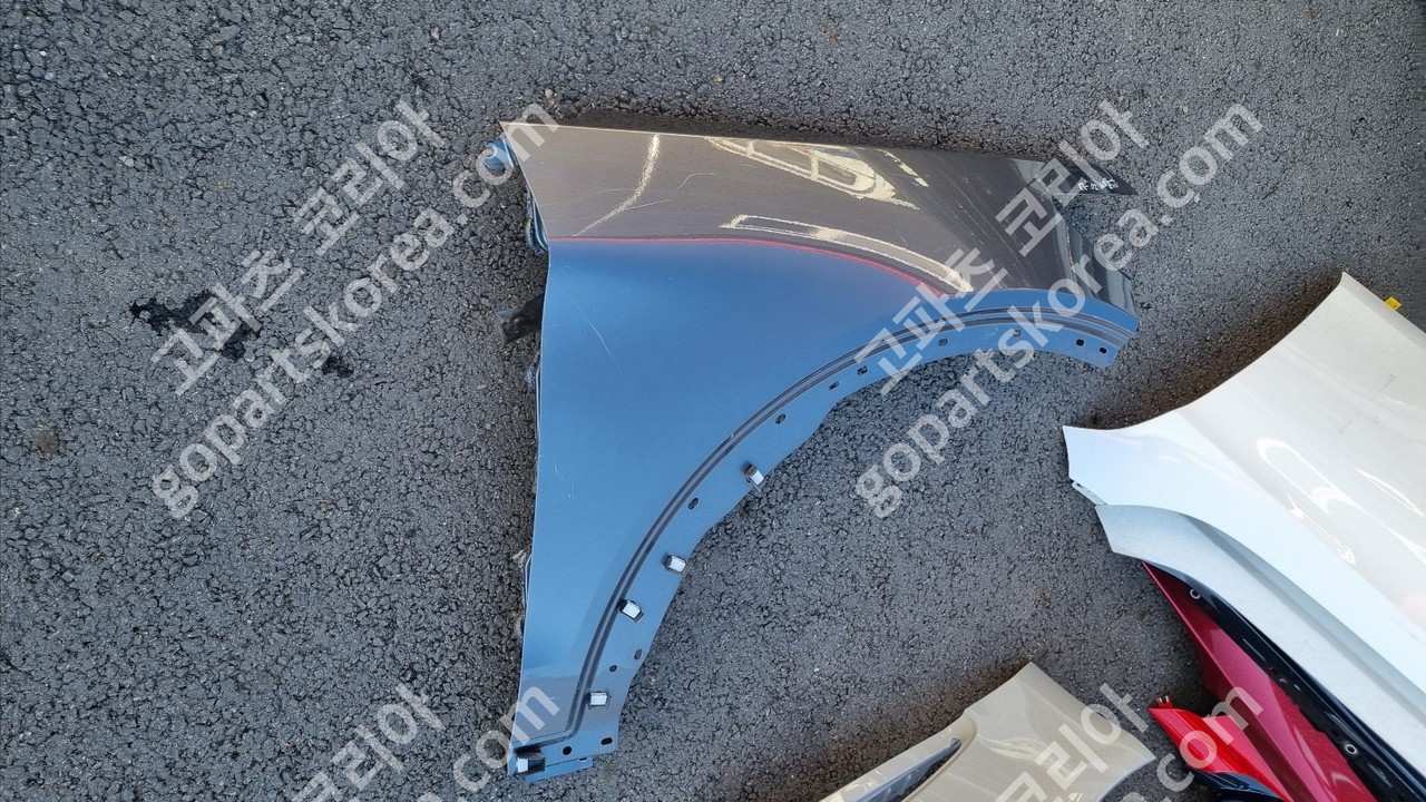 포드 익스플로러 휀더 조수석 앞휀더 사진 3