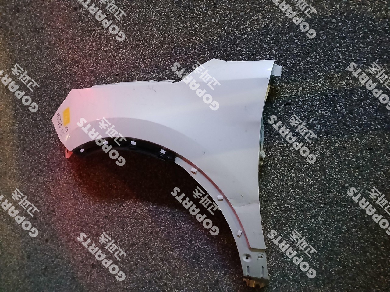 포드 익스플로러 5세대 운전석앞휀더 사진 2