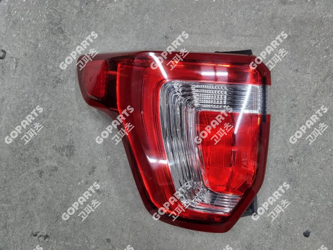 포드 익스플로러 5세대 후기 운전석후미등브레이크등테일램프데루등 중고