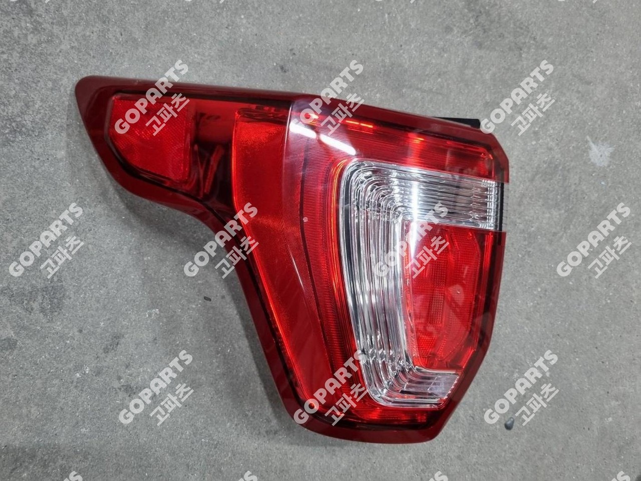 포드 익스플로러 5세대 후기 운전석후미등브레이크등테일램프데루등 사진 2