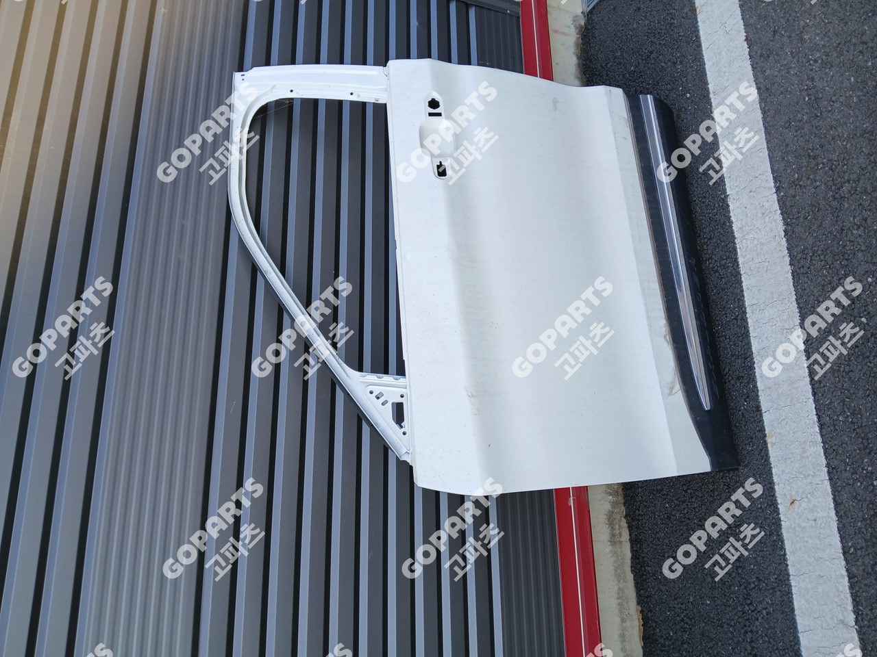 포드 익스플로러 6세대 전기 운전석앞도어전도어 사진 3