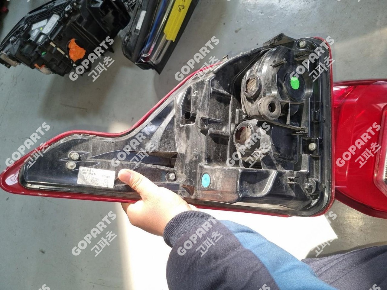 포드 익스플로러 6세대 전기 운전석후미등테일램프브레이크등 테일라이트 사진 3