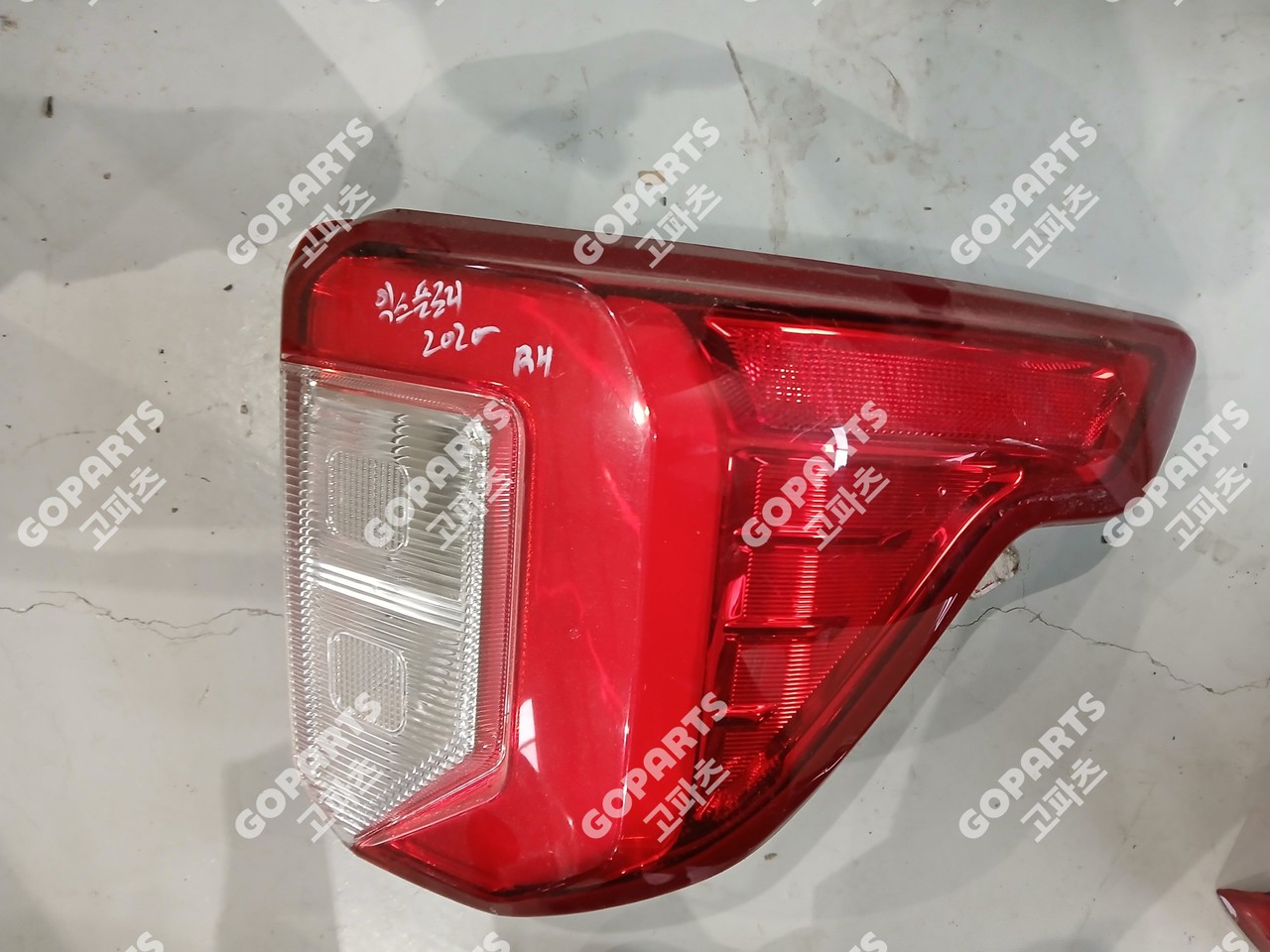 포드 익스플로러 6세대 전기형 조수석후미등테일램프데루등 중고