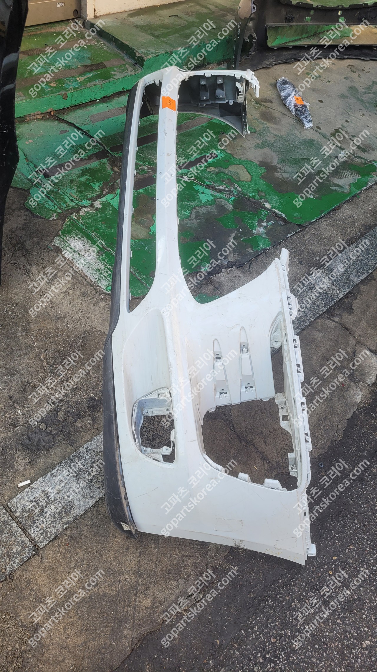 포르쉐 마칸 95B 앞범퍼 중고