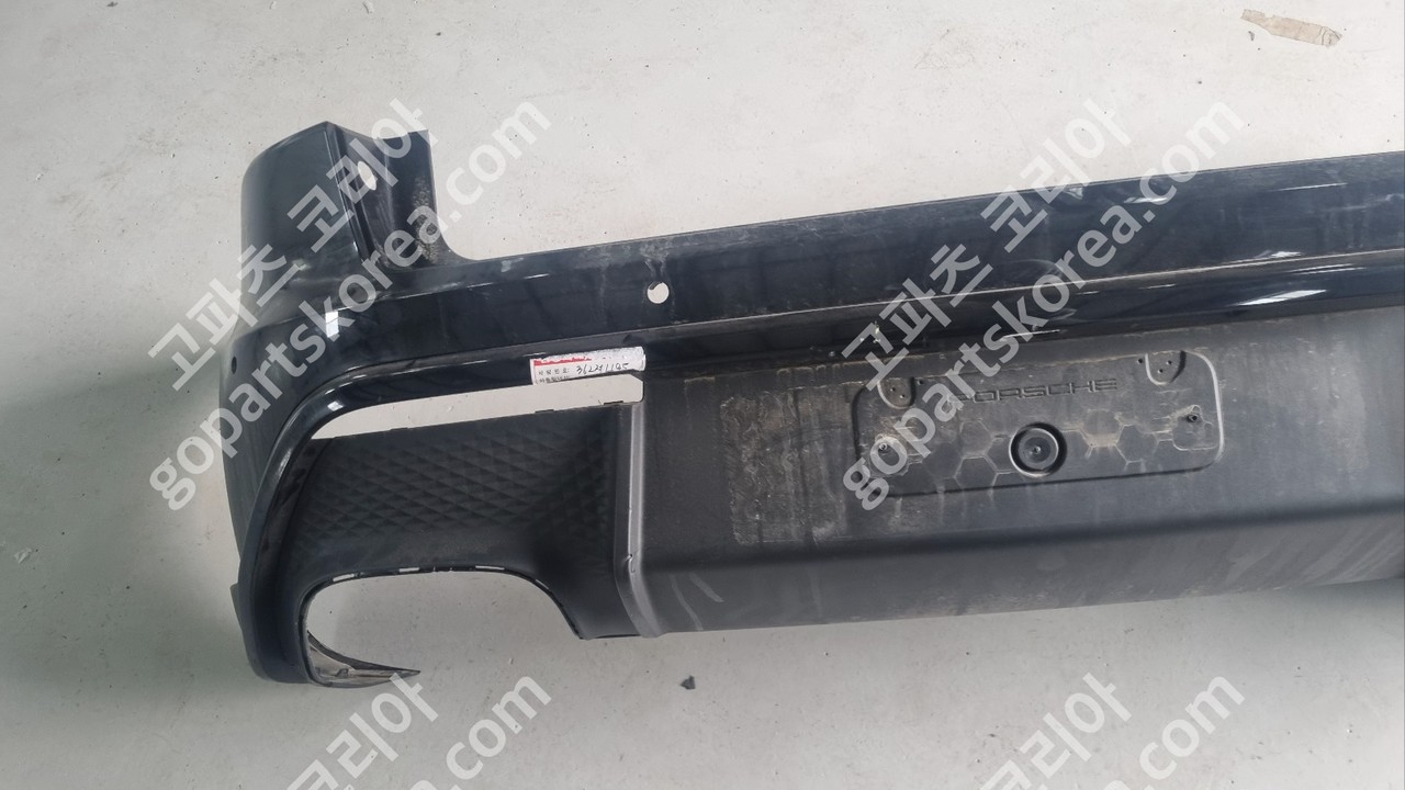 포르쉐 마칸 GTS 뒷범퍼 사진 2