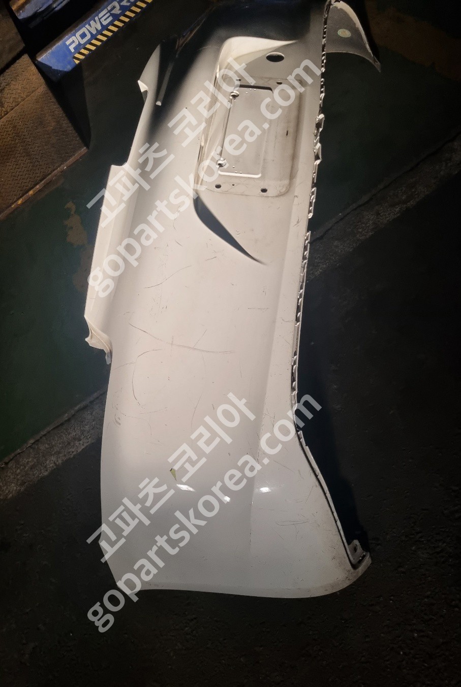 포르쉐 카이맨 박스터 981 뒷범퍼 다른품번 981505411 중고