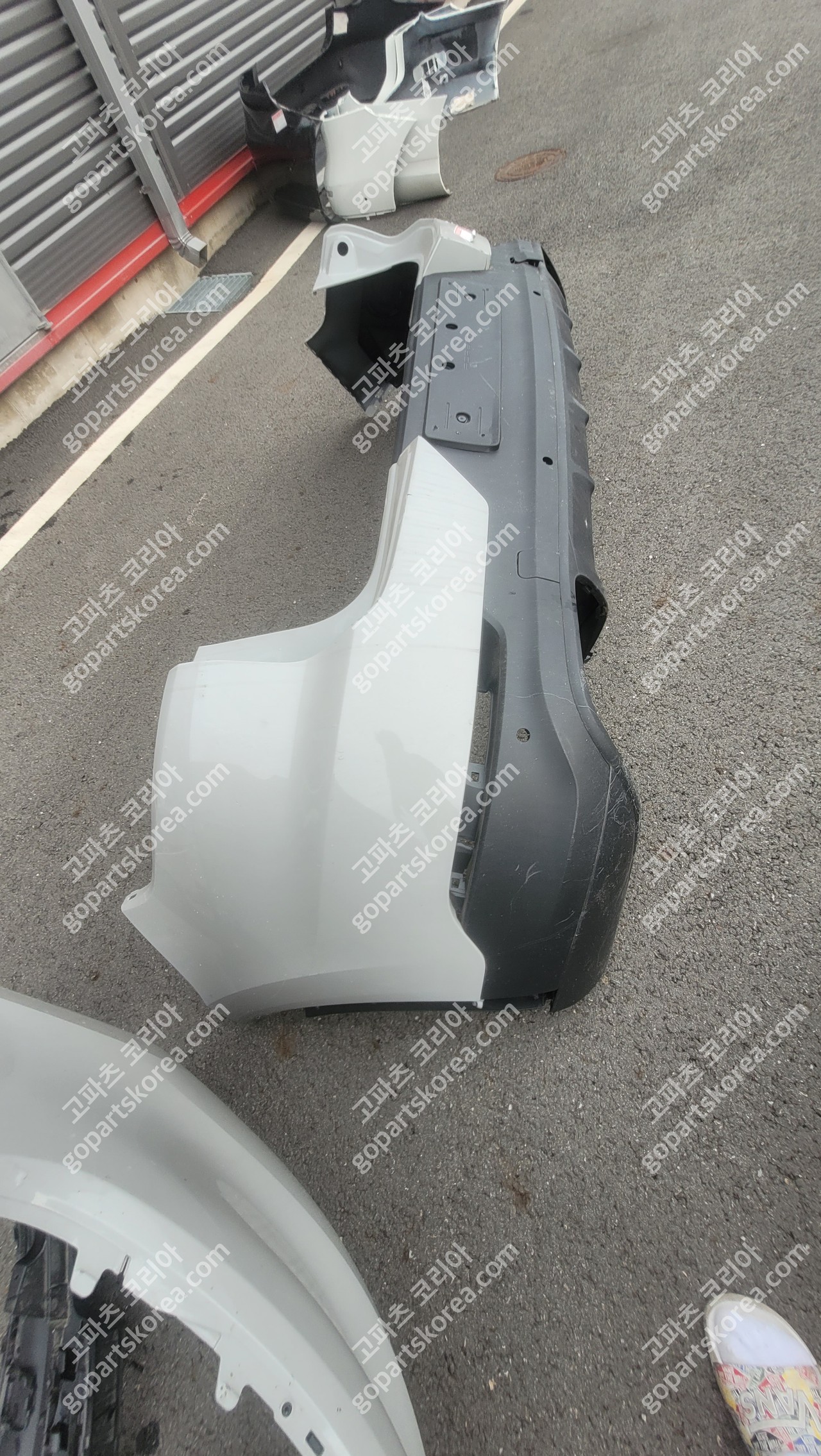 포르쉐 카이엔 뒷범퍼 카이엔 쿠페 중고