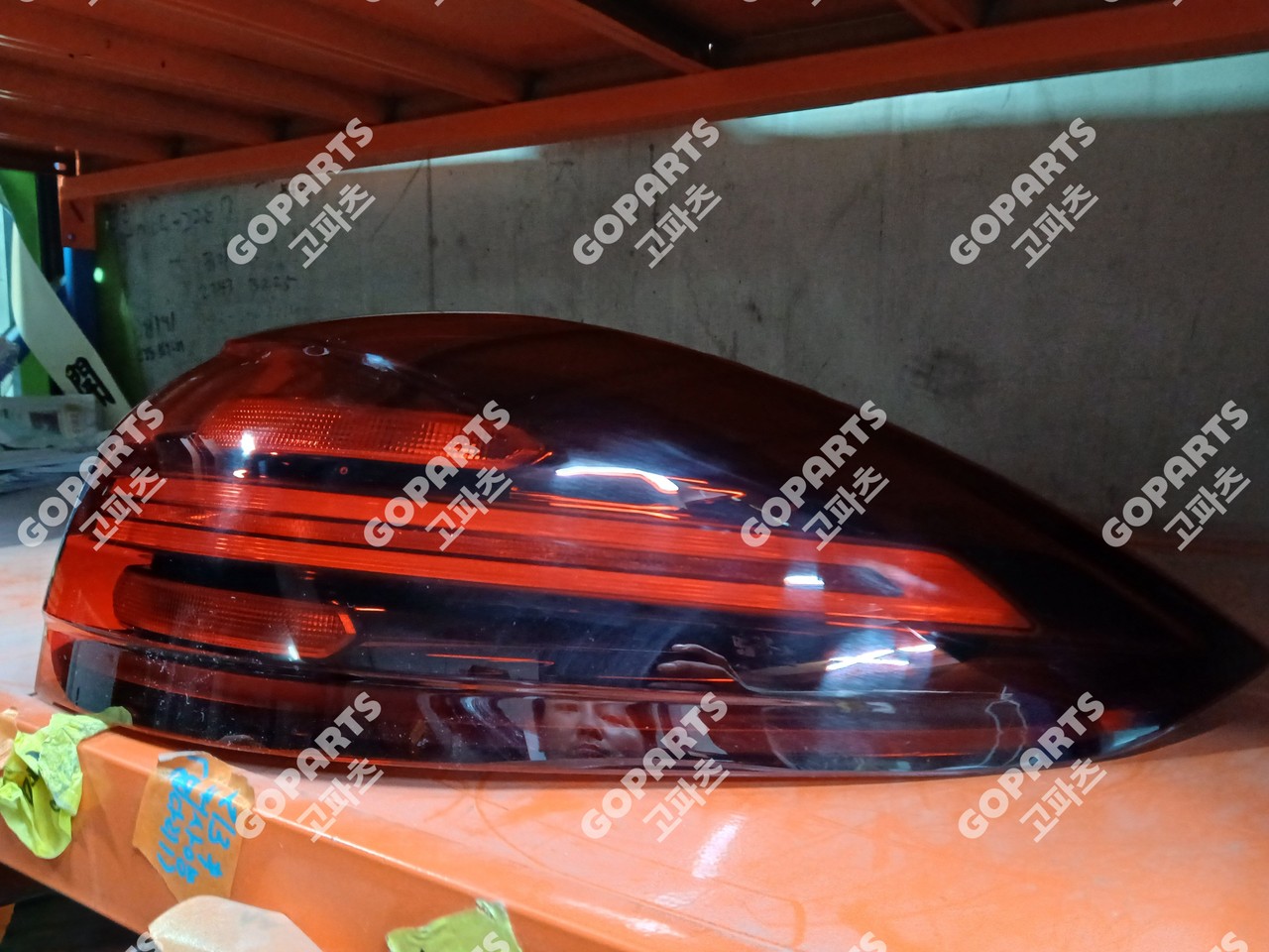 포르쉐 카이엔 958 후기 조수석테일램프 후미등브레이크등 사진 2
