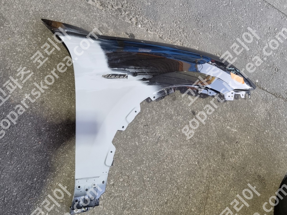 포르쉐 카이엔 958 후기 휀더 조수석 앞휀더 중고