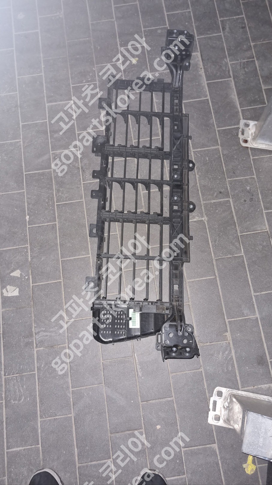 포르쉐 카이엔 9Y0 에어플랩 에어댐퍼 중고