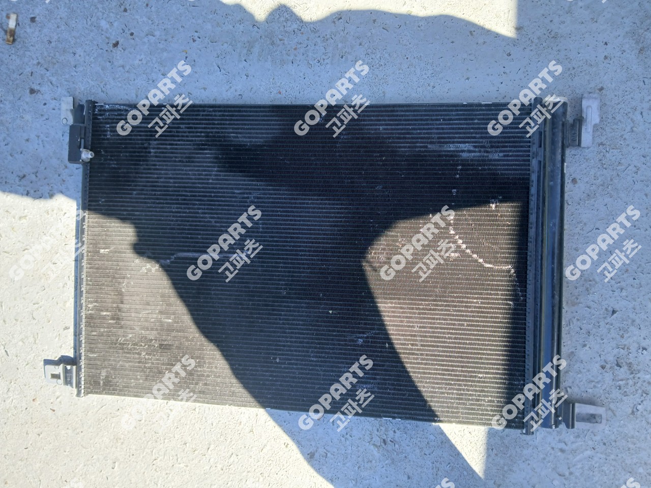 포르쉐 카이엔 9Y0 9Y3 전기 A6A7A8Q7Q8 혼용 에어콘콘덴서 중고