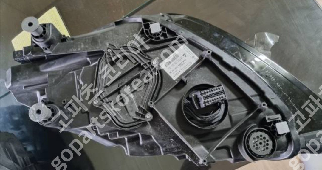 포르쉐 카이엔 9Y0 9Y3 헤드라이트 조수석 FULL-LED 매트릭스MATRIX 중고