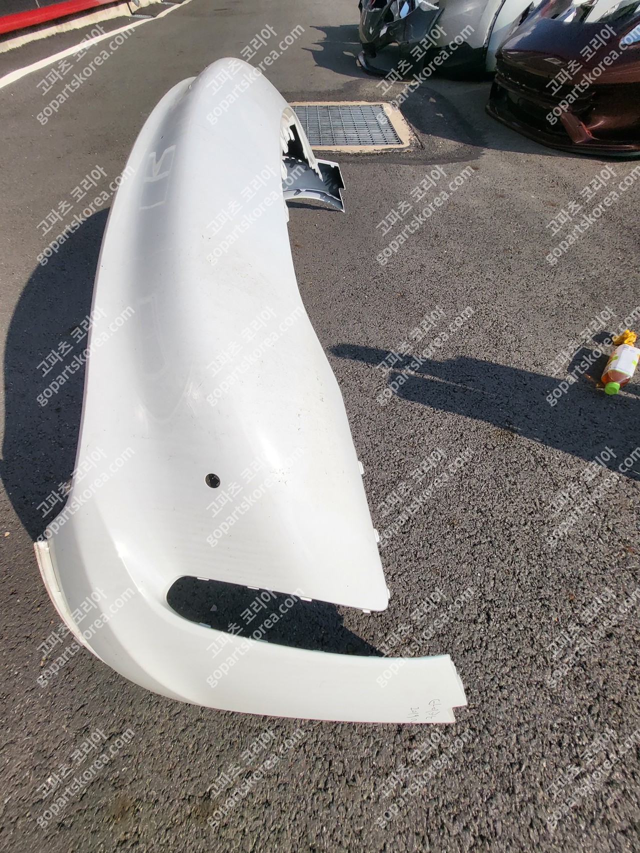 포르쉐 타이칸 앞범퍼 사진 2