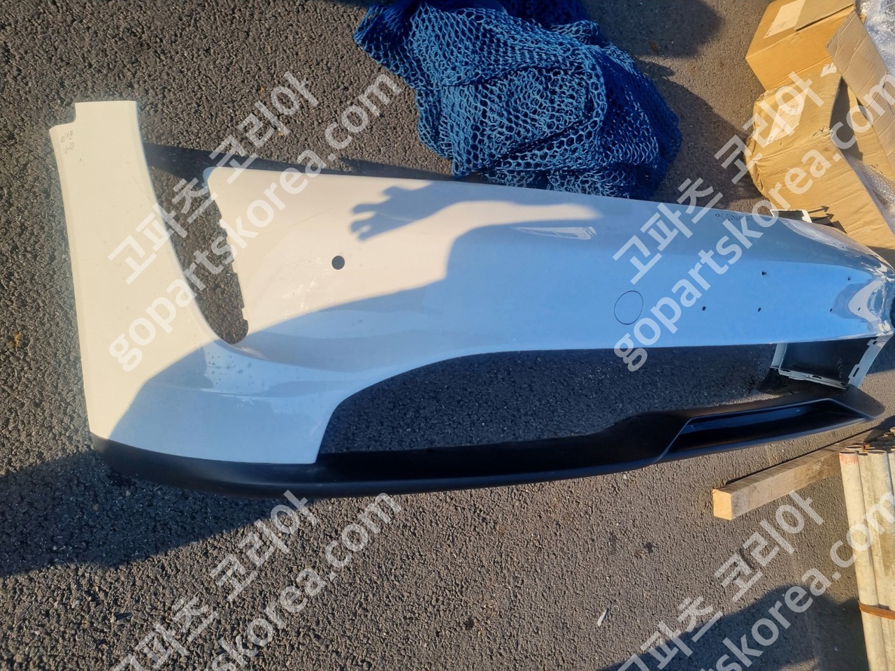 포르쉐 타이칸 앞범퍼 중고