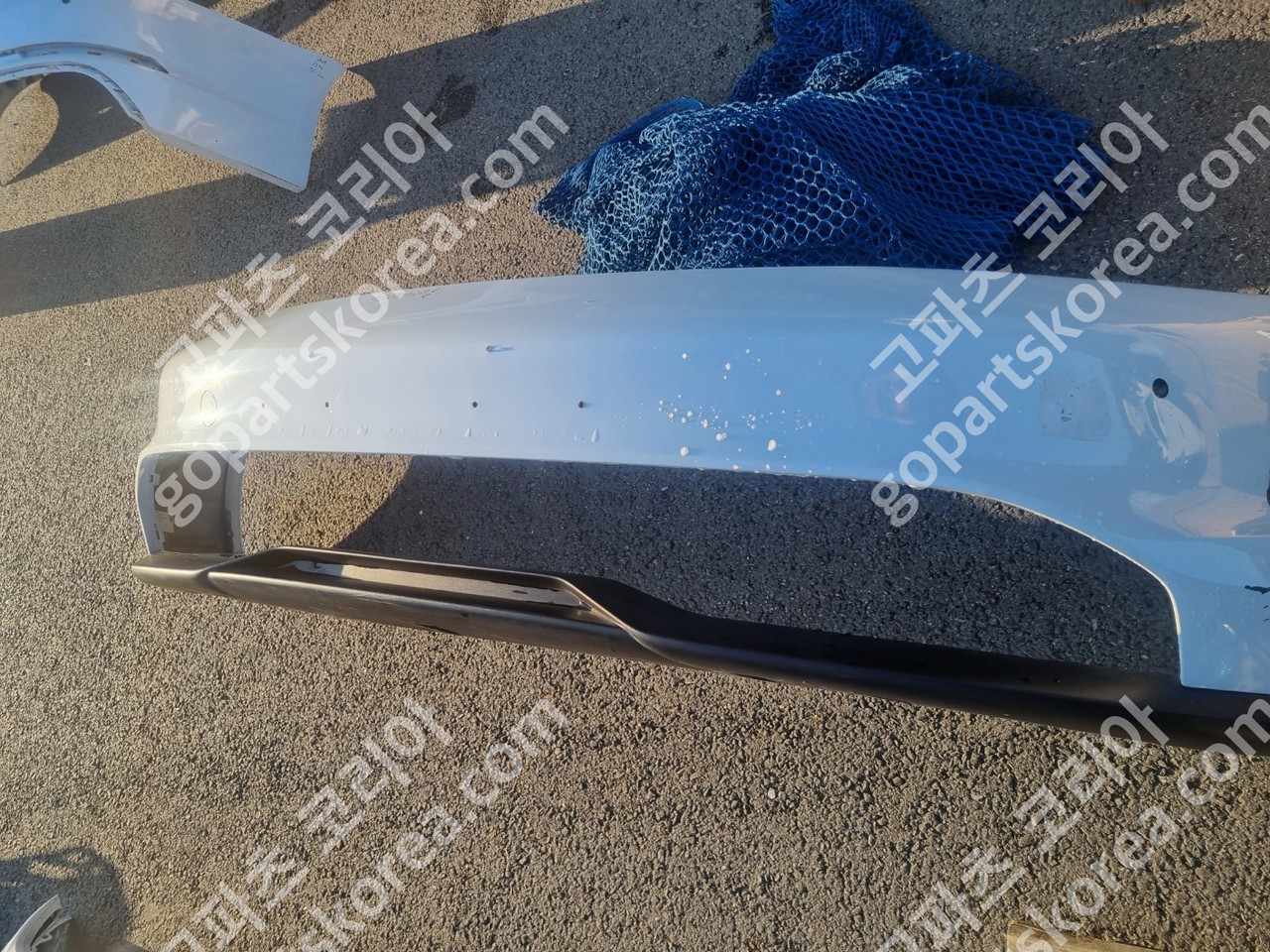 포르쉐 타이칸 앞범퍼 사진 2