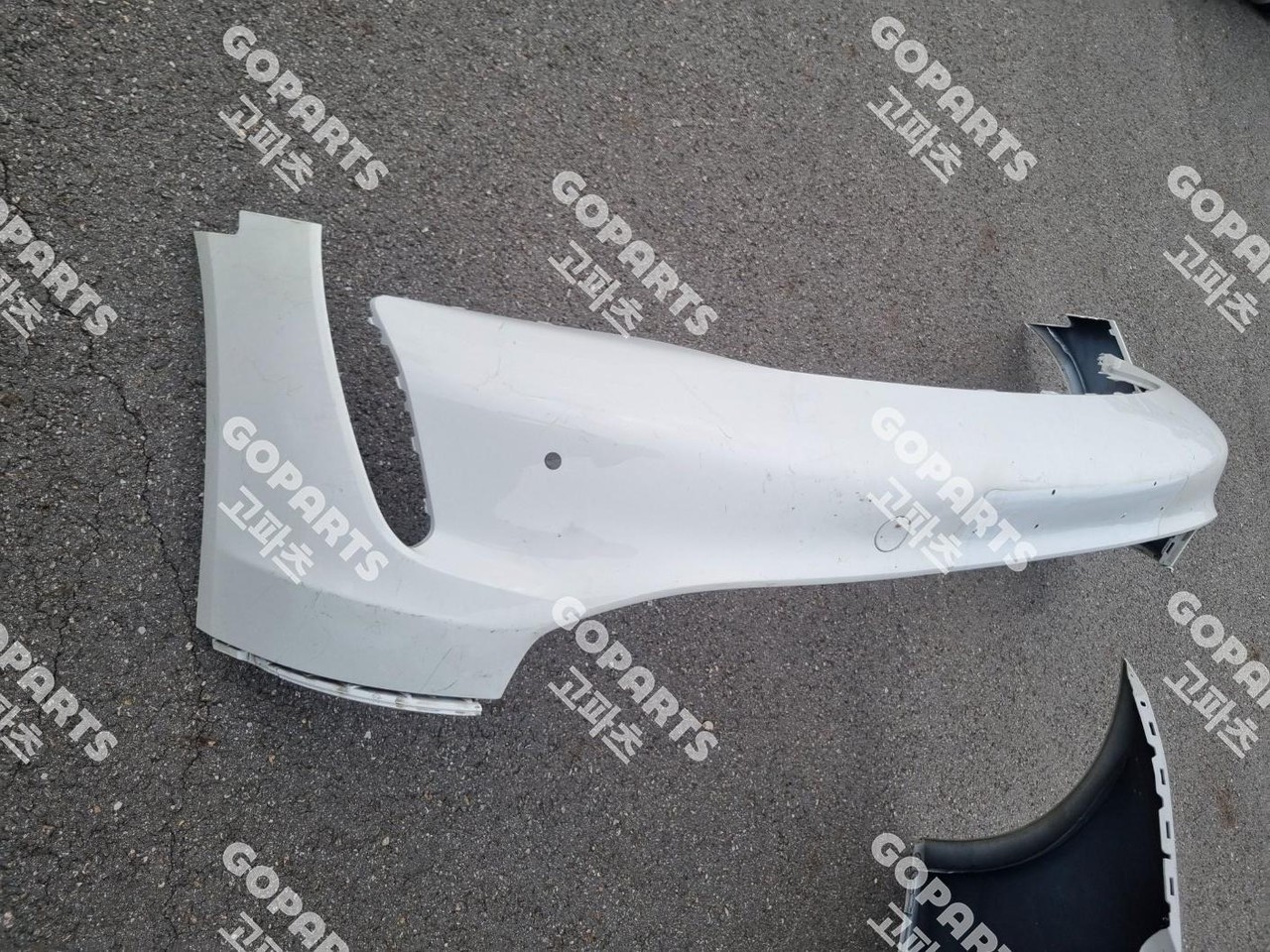 포르쉐 타이칸 전기형 앞범퍼 일반 사진 3