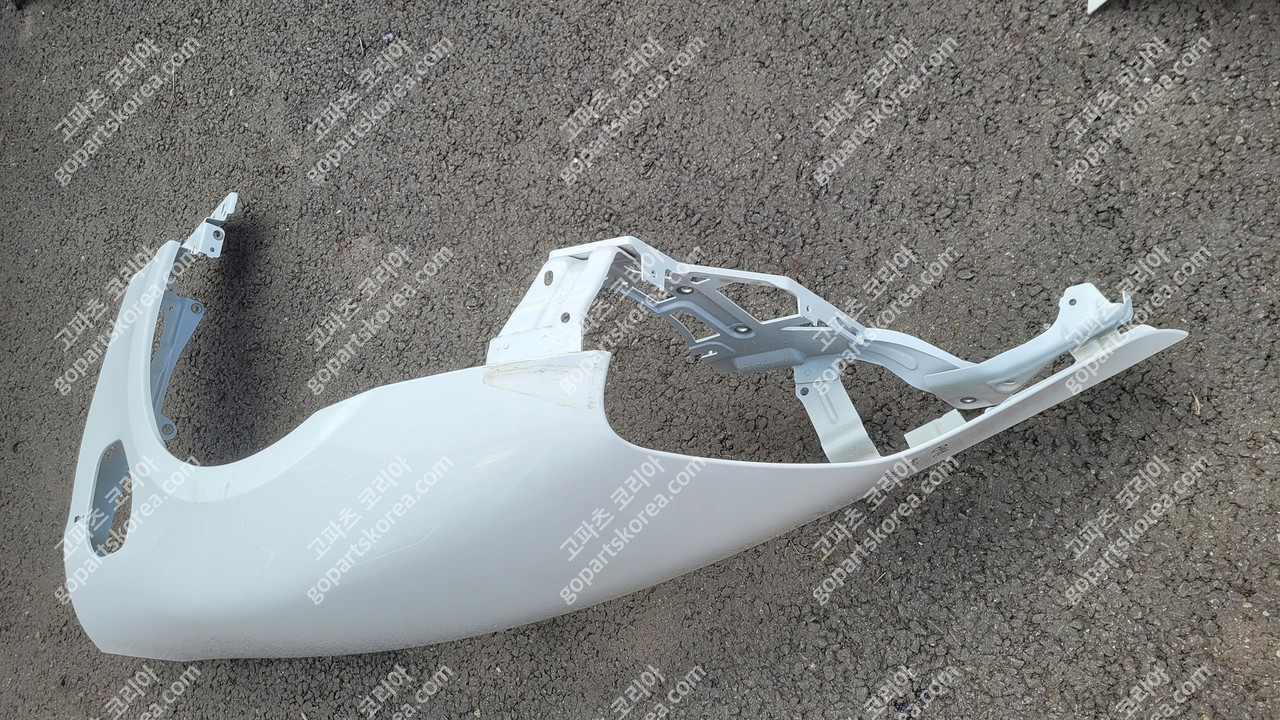 포르쉐 타이칸 휀더 운전석 앞휀더 중고