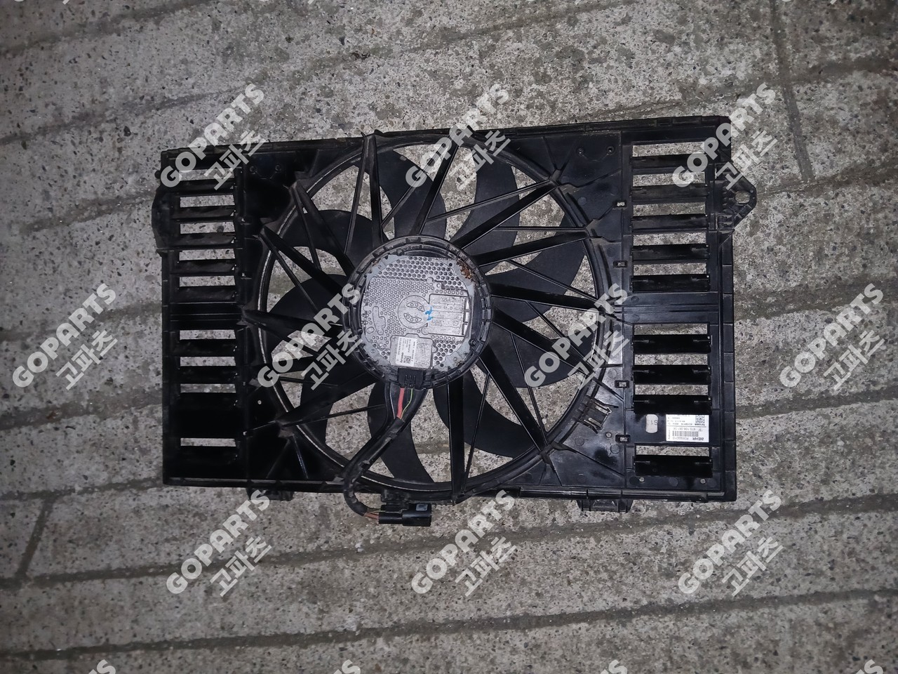 포르쉐 파나메라 1세대970 라디에터휀 슈라우드 휀에어덕트 사진 2