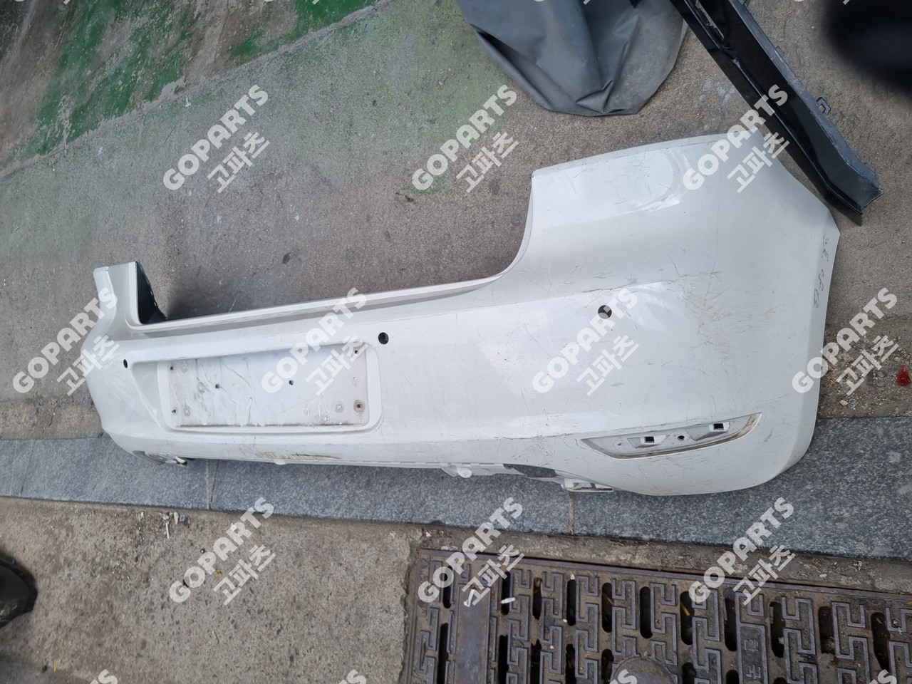 폭스바겐 골프6 뒷범퍼 리어밤바 일반타입 중고