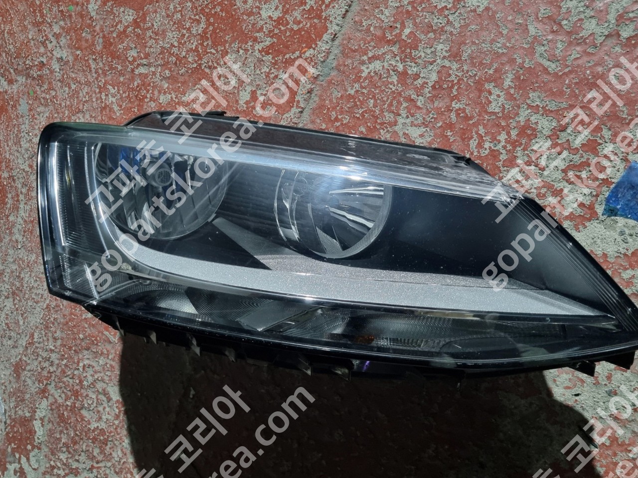 폭스바겐 뉴제타 후기 헤드라이트 조수석 할로겐 사진 3