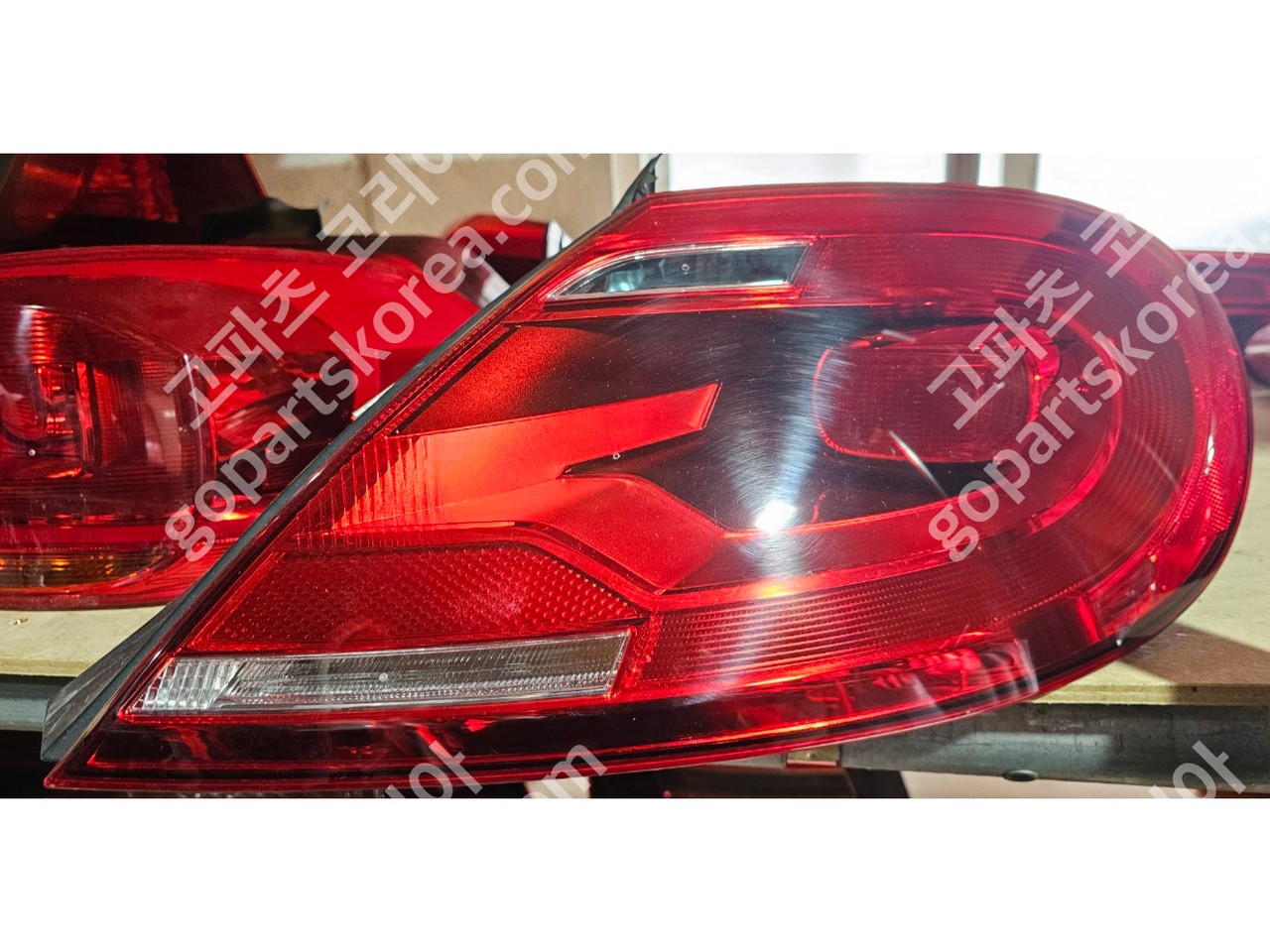 폭스바겐 비틀 테일램프 조수석 사진 2