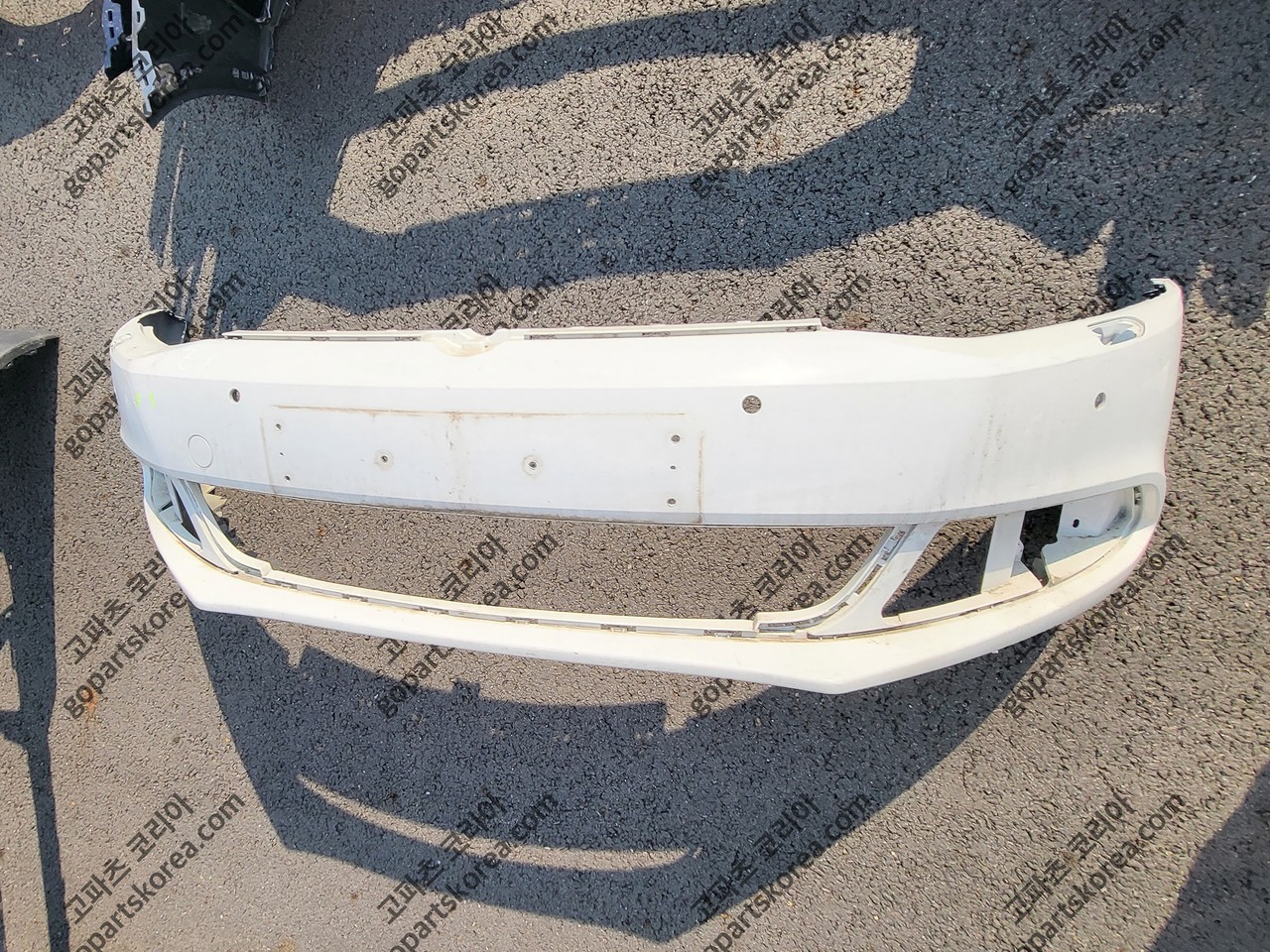 폭스바겐 제타 전기 앞범퍼 사진 2