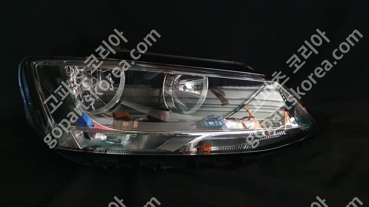 폭스바겐 제타 전기 헤드라이트 조수석 중고
