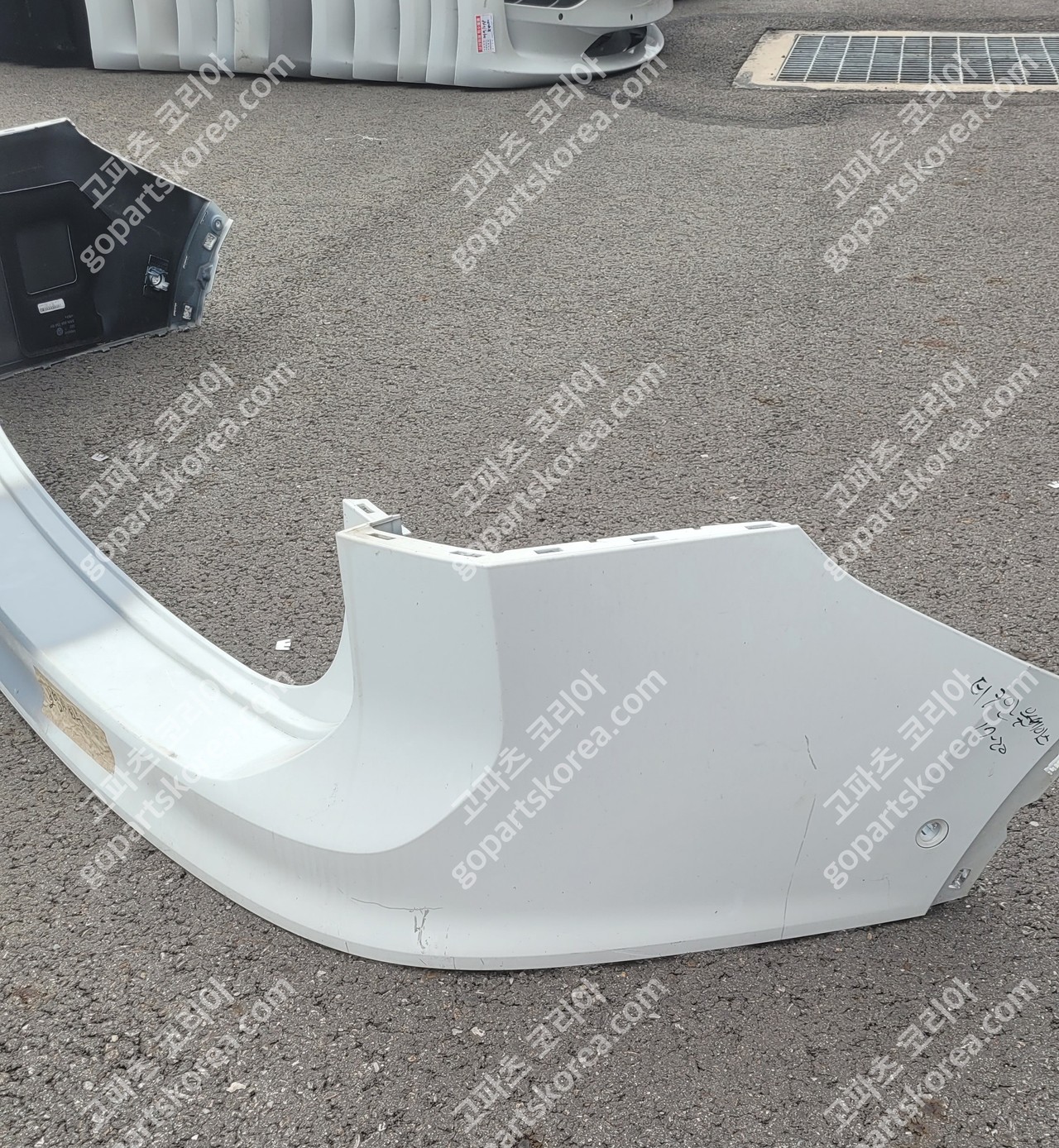 폭스바겐 티구안 뒷범퍼 올스페이스타입 사진 3