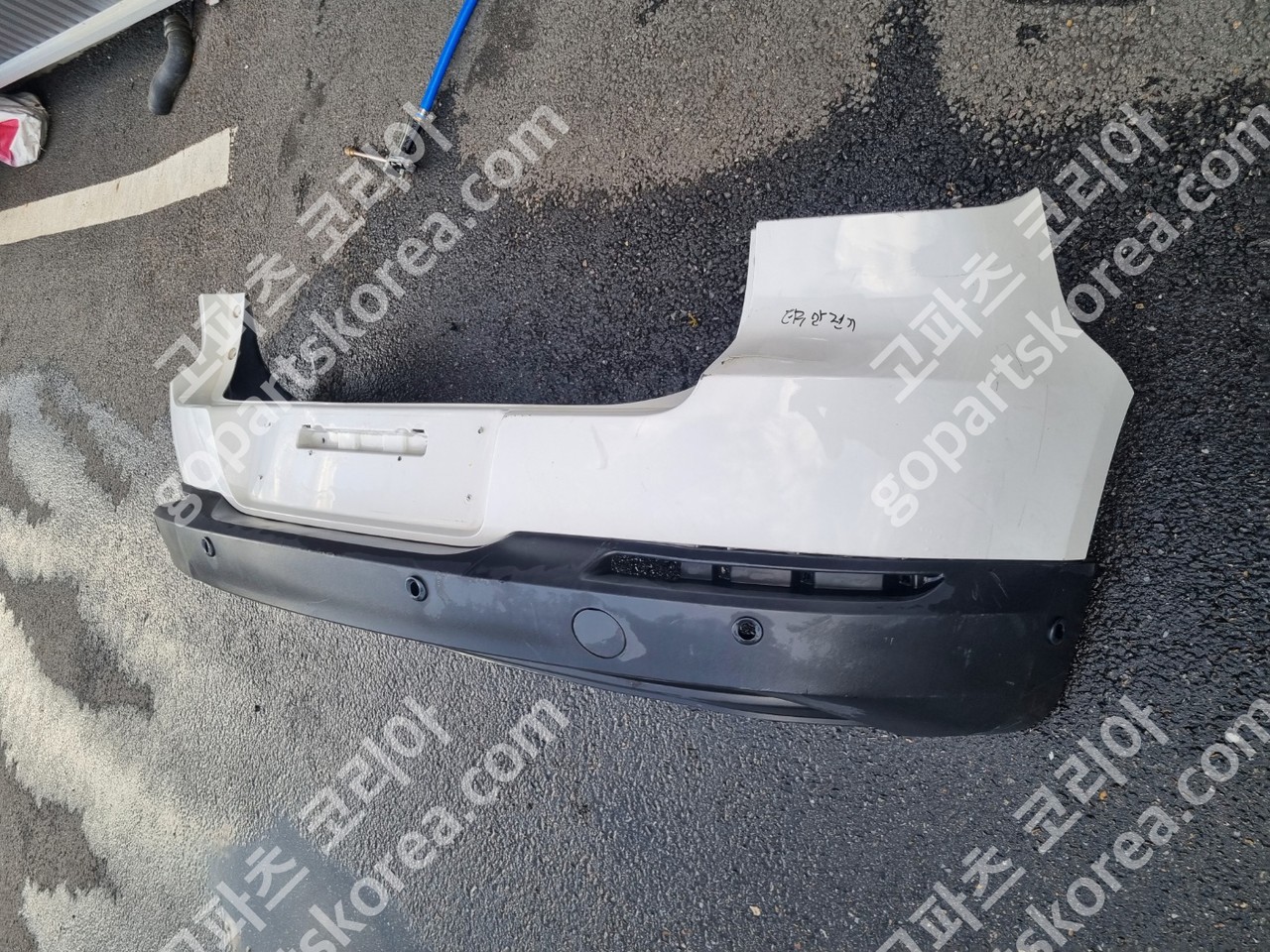 폭스바겐 티구안 전기 뒷범퍼 라운드센서타입 사진 3