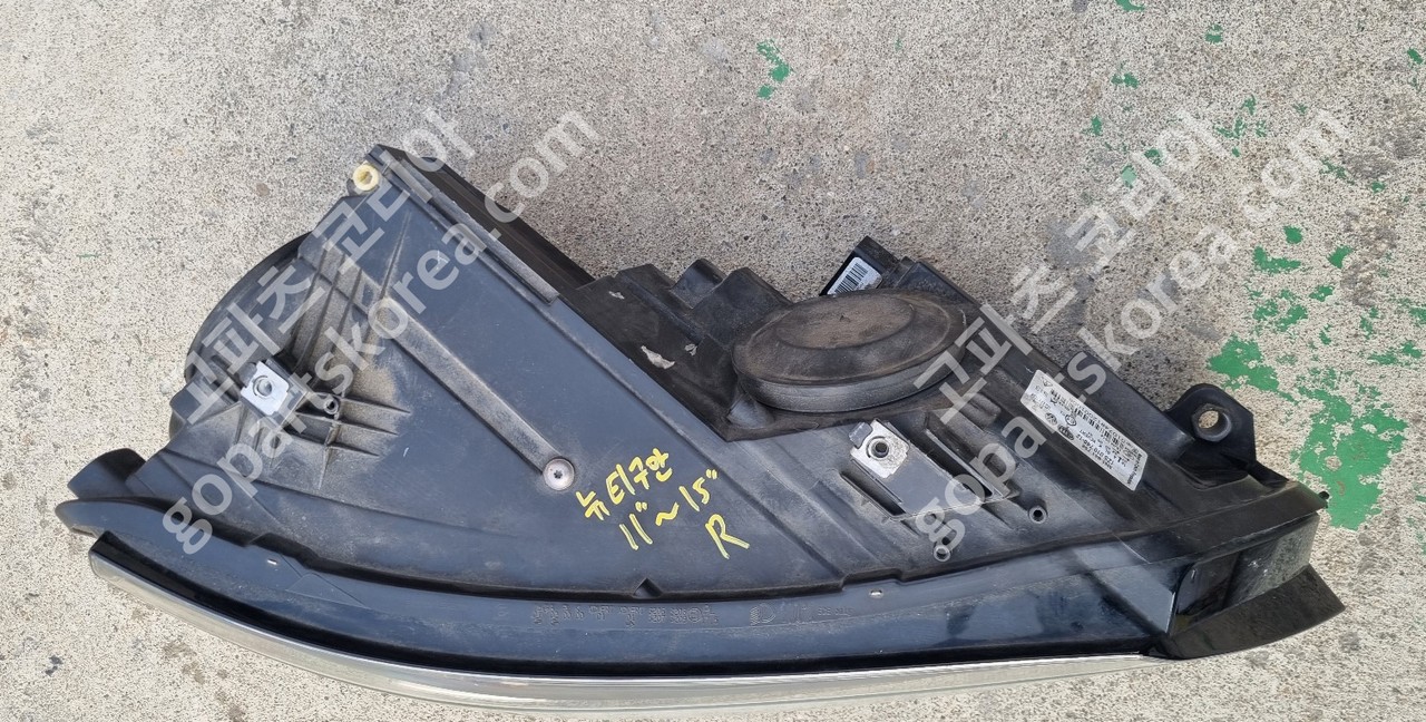 폭스바겐 티구안 헤드라이트 조수석 사진 3