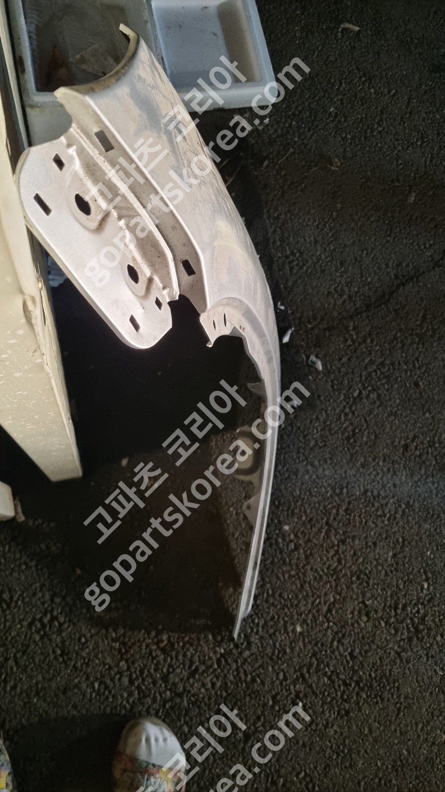 폭스바겐 티구안 휀더 운전석 앞휀더 중고