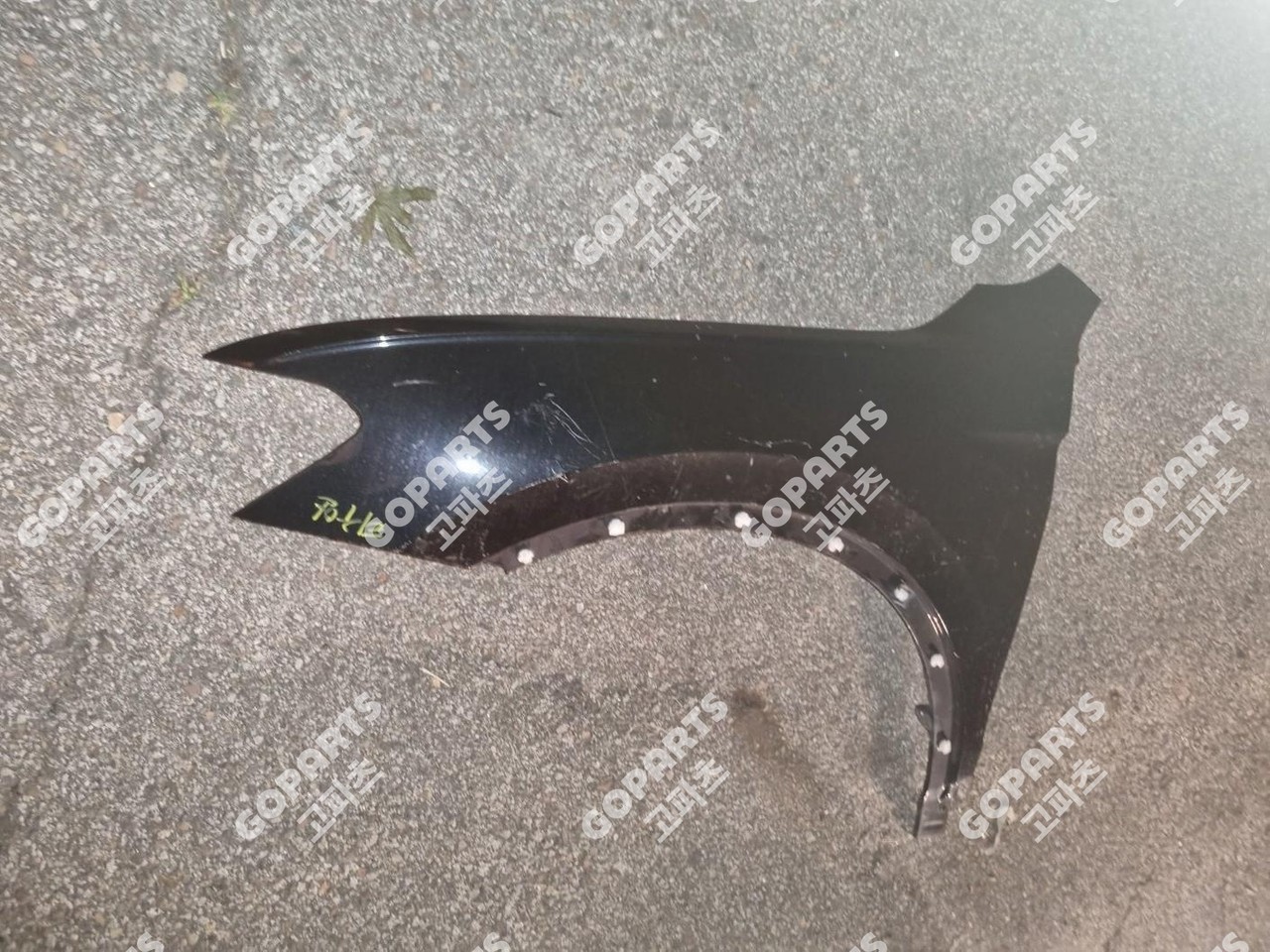 폭스바겐 티구안 2세대 전기형 올스페이스 운전석 앞휀더 중고