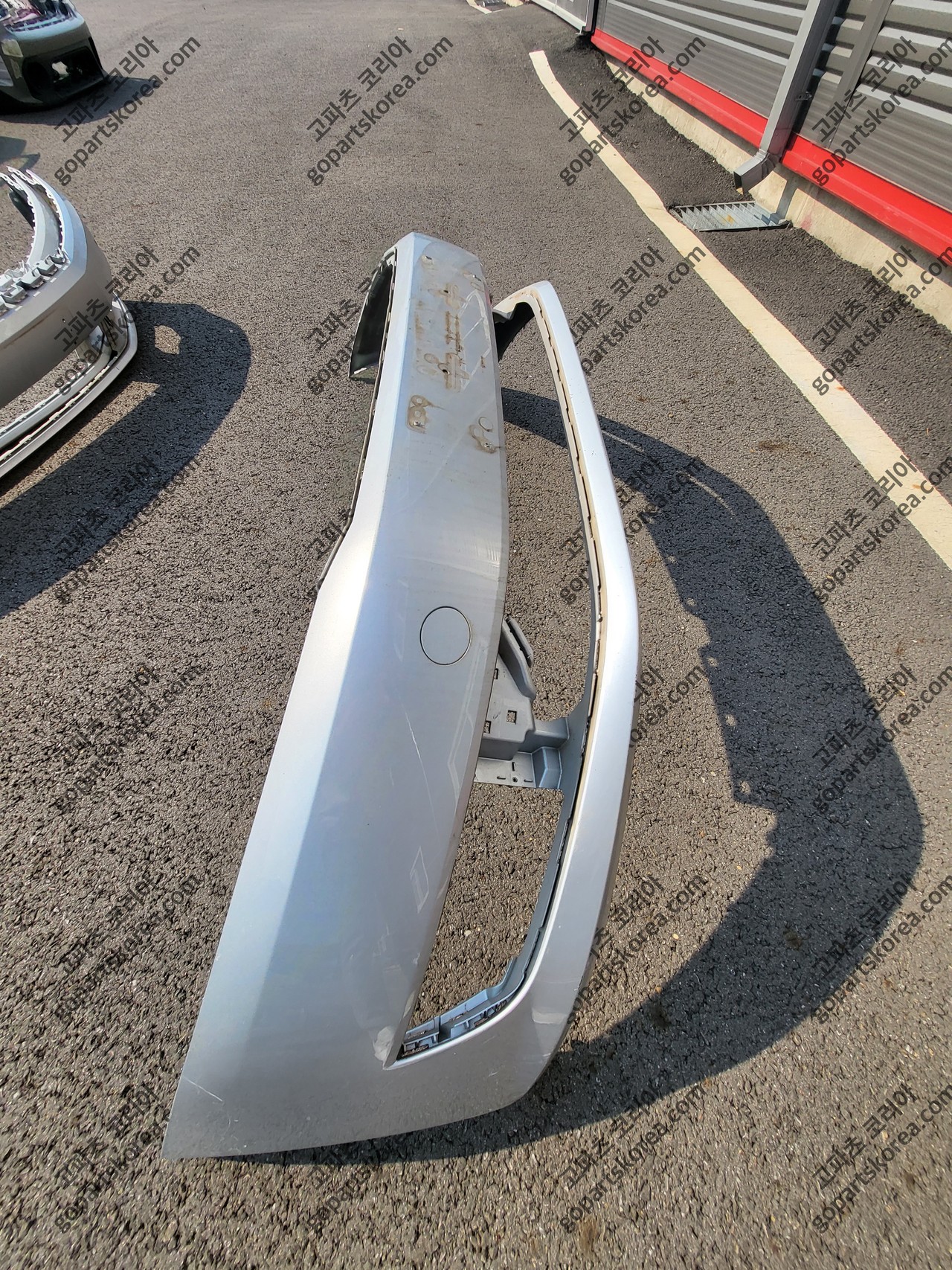 폭스바겐 파사트 앞범퍼 중고