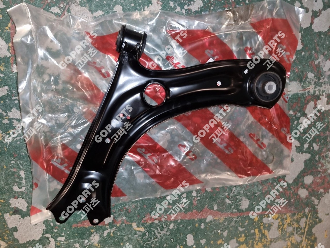 폭스바겐 파사트 조수석앞 로어암 로암 로아다이 에프터신품 중고