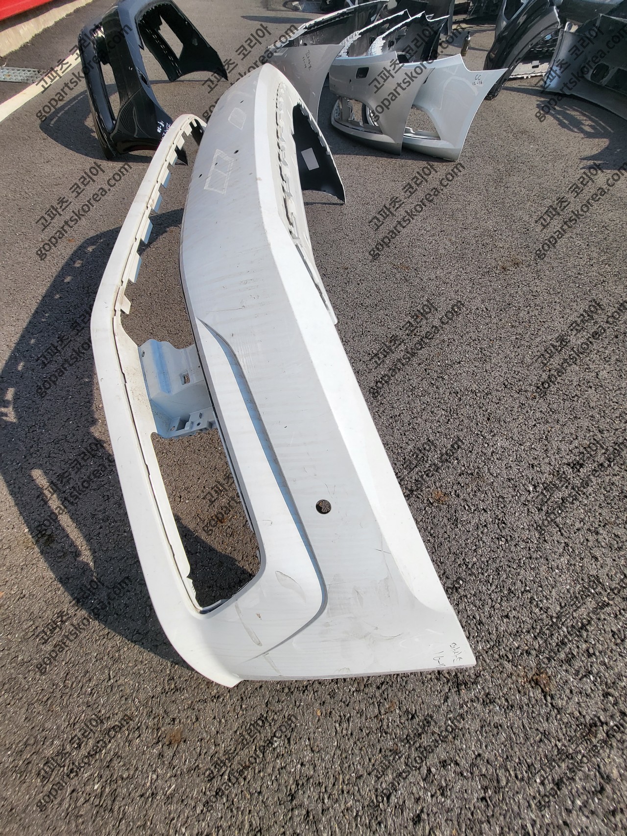 폭스바겐 파사트 중기 앞범퍼 사진 2