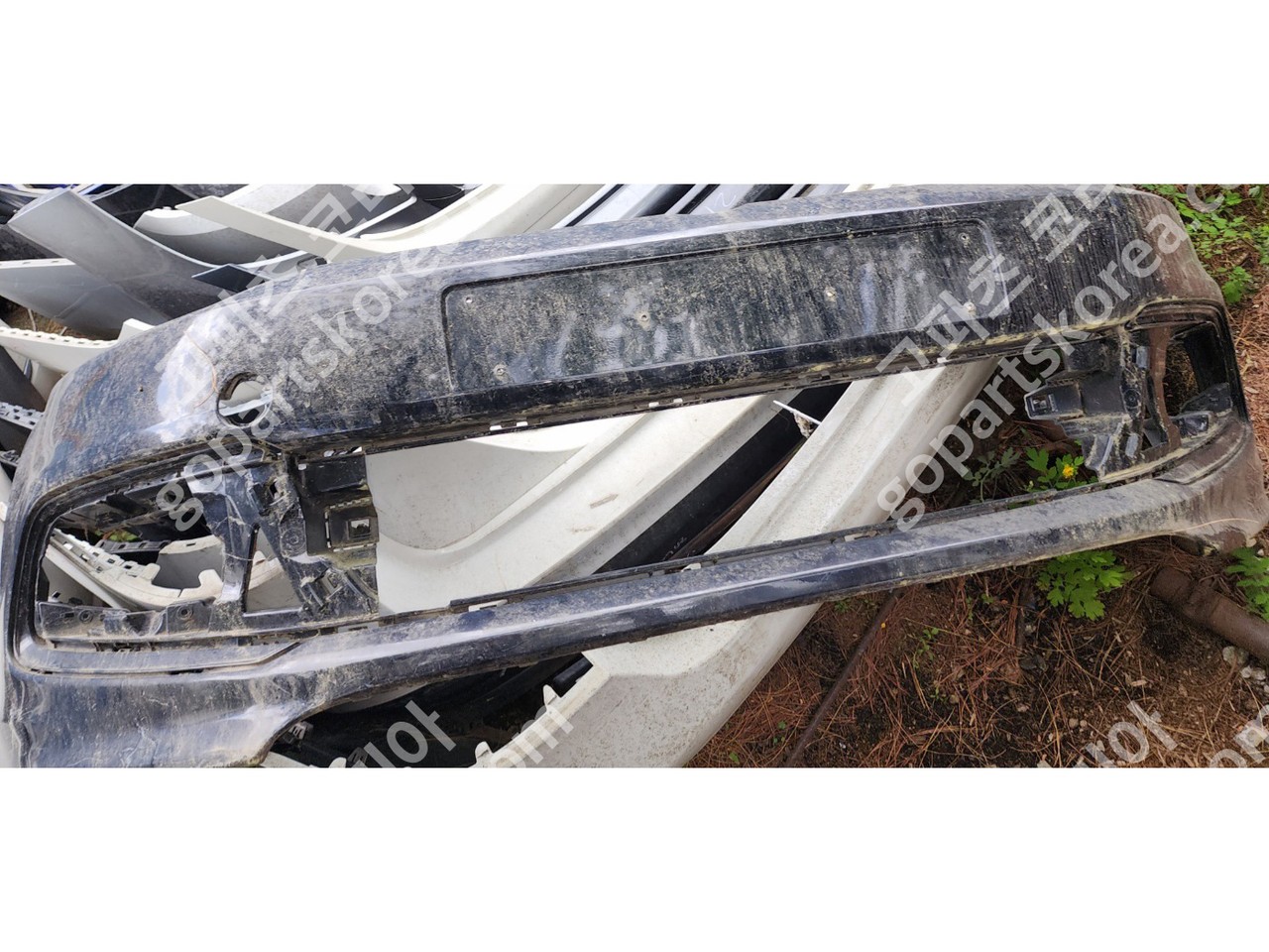 폭스바겐 폴로 앞범퍼 사진 2