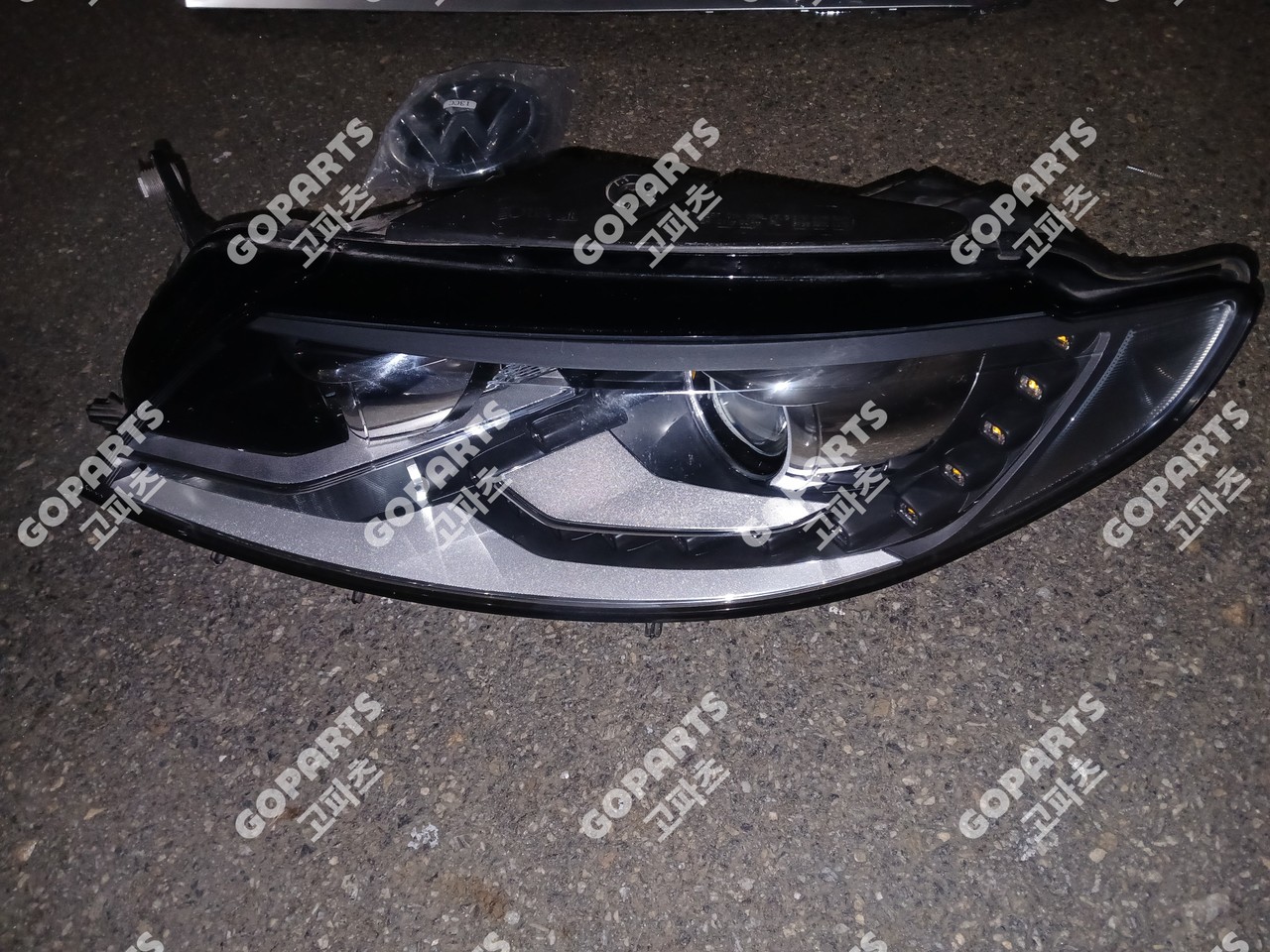 폭스바겐 CC 후기형 라디에터그릴 에프터신품 운전석헤드라이트 사진 4