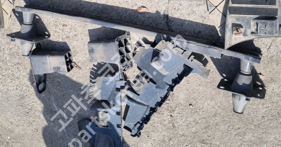 푸조 3008 1세대 전기 전레일 앗세이 사진 2