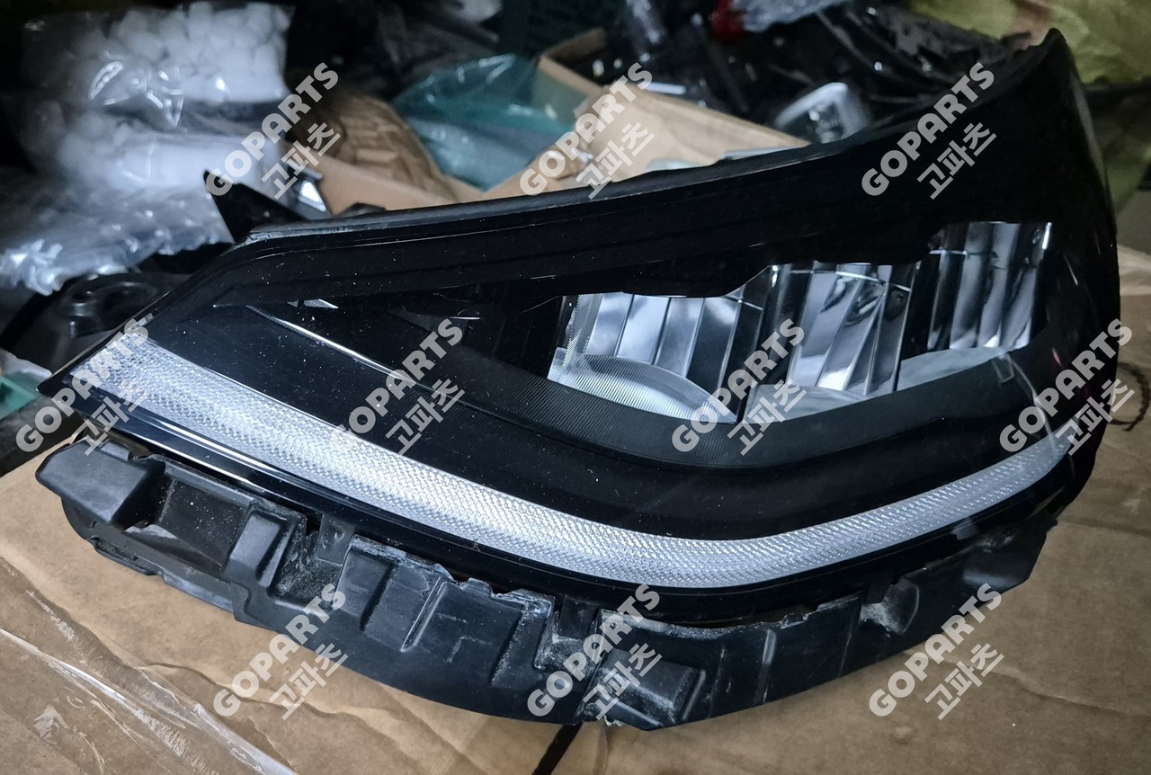 현대 소나타 7세대 운전석헤드라이트 사진 2