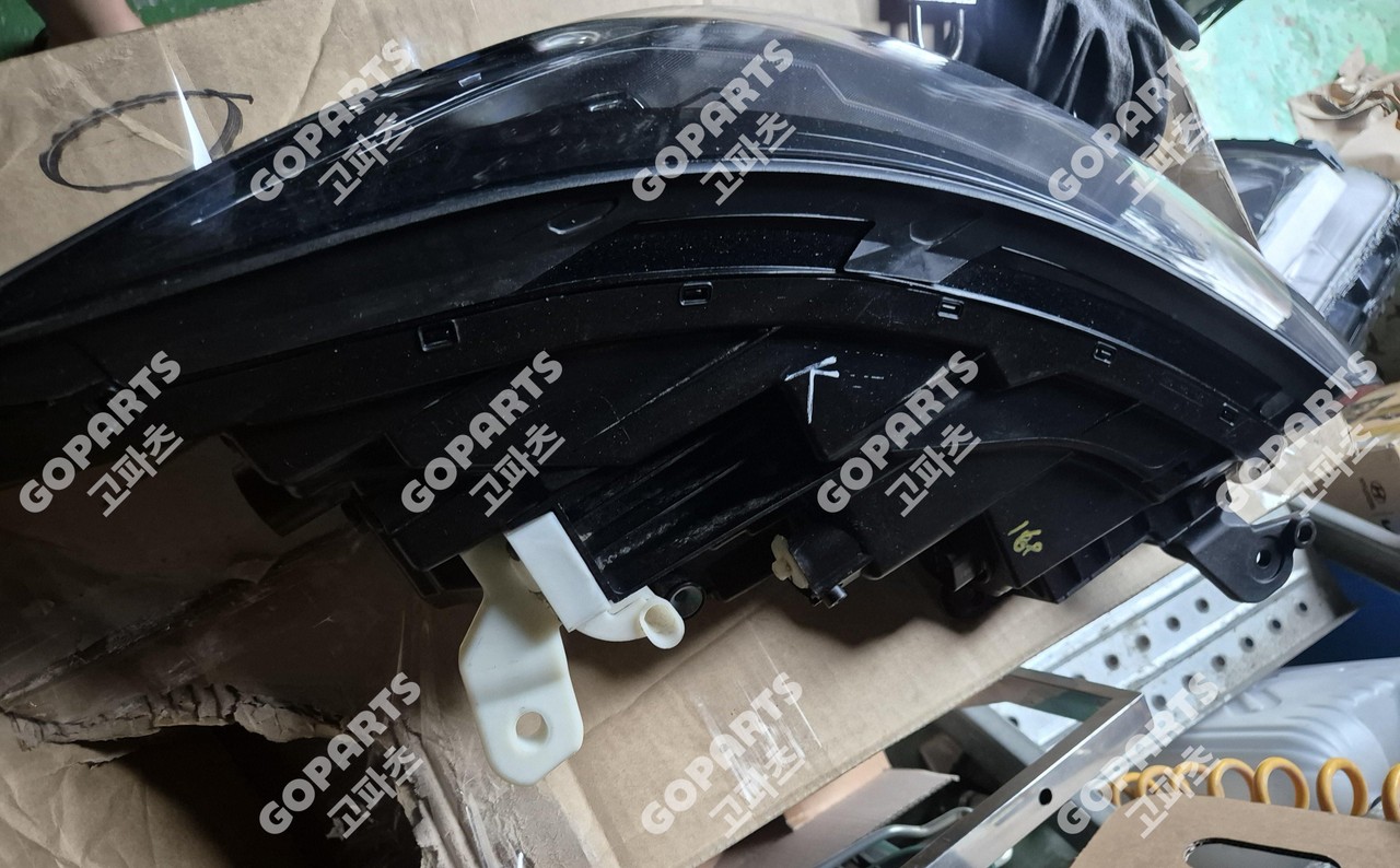 현대 소나타 7세대 운전석헤드라이트 사진 3