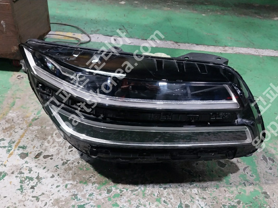 제네시스 현대 제네시스 GV80 1세대 헤드라이트 조수석 사진 5