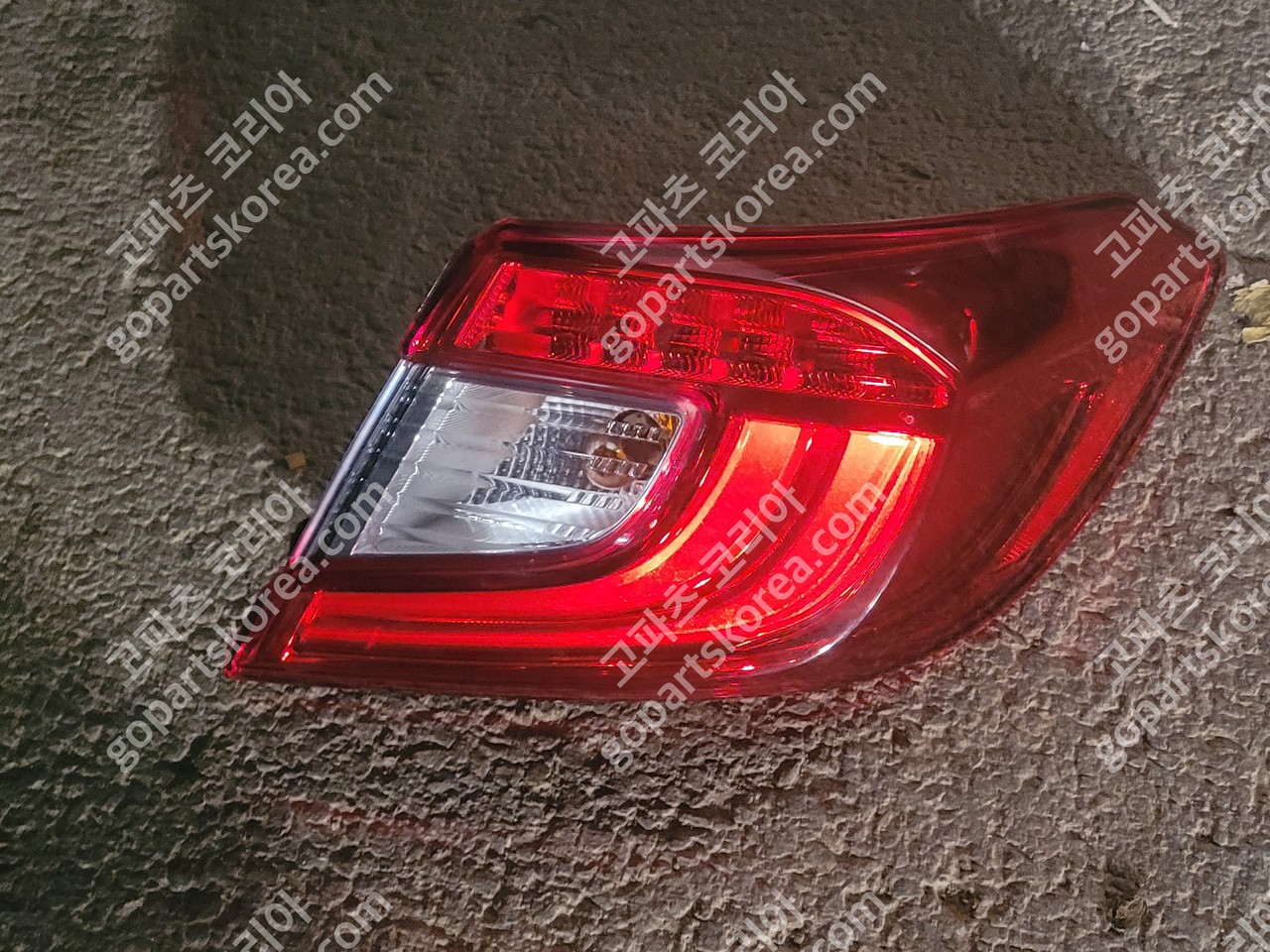 혼다 어코드 테일램프 조수석 사진 2