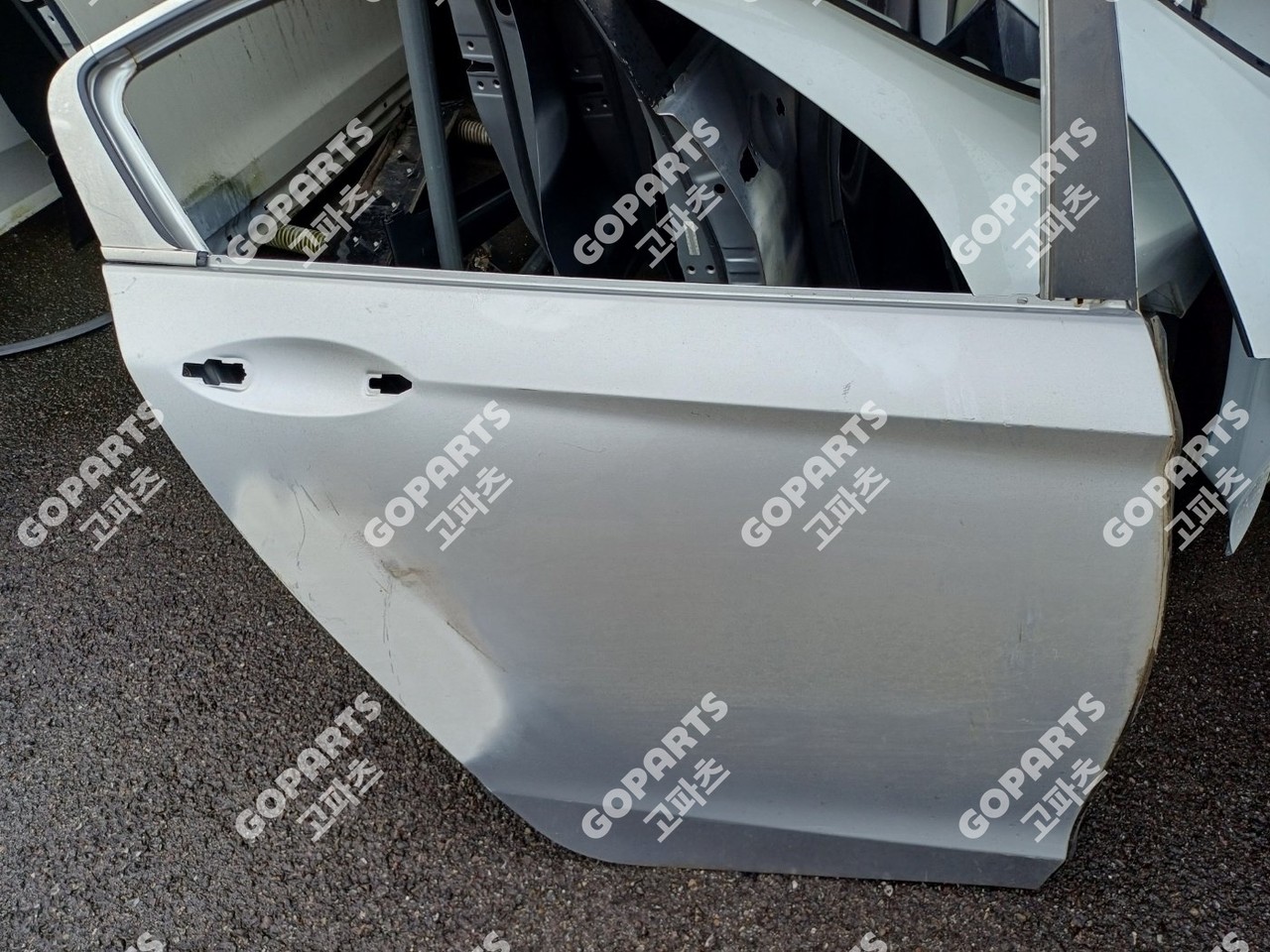 혼다 어코드 9세대 조수석후도어뒷도어리어문짝 중고