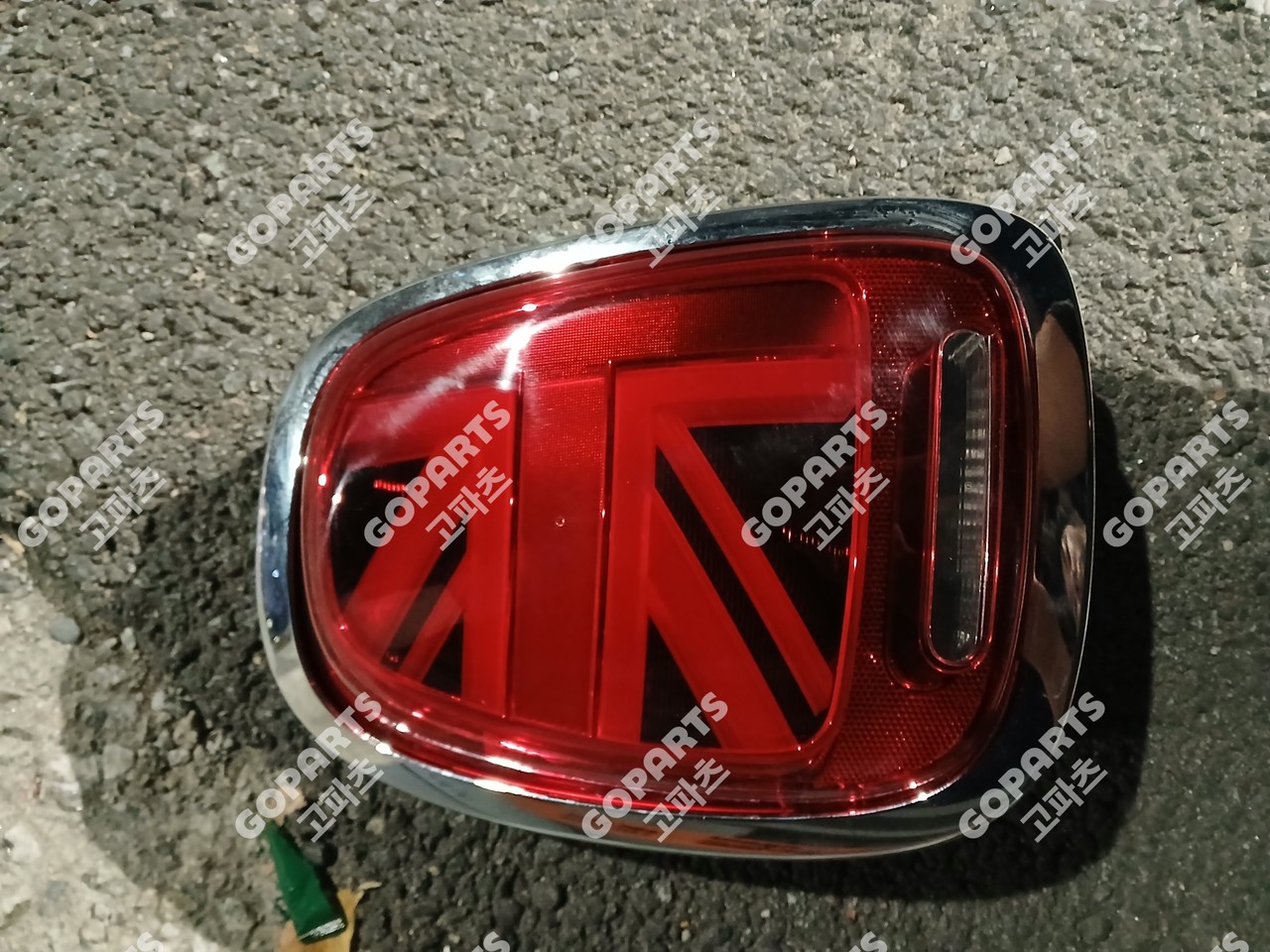 미니 BMW 미니쿠퍼 후기 F54 5도어 F55 3도어 F56 컨버터블 운전석후미등테일램프브레이크등 사진 2