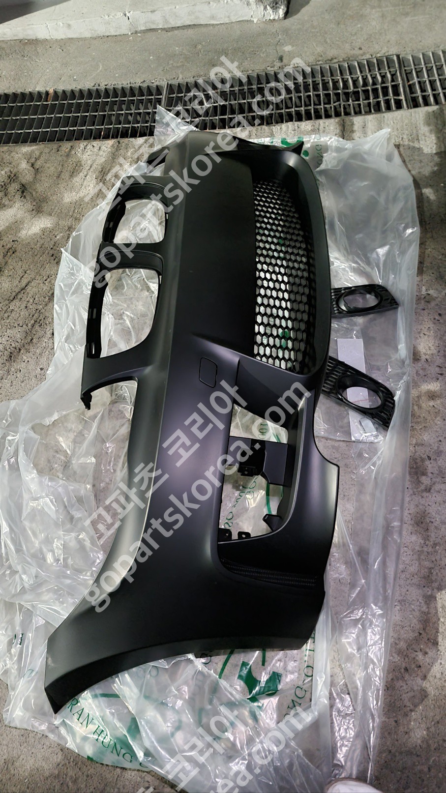 BMW 1시리즈 E82 앞범퍼 M1룩 바디킷 M1LOOK 앗세이 중고