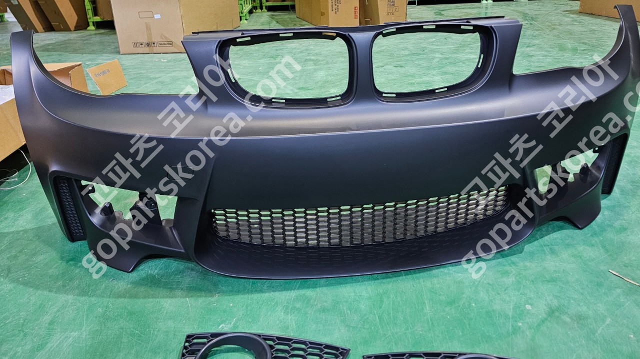 BMW 1시리즈 E82 앞범퍼 M1룩 안개등타입 에프터신품세트 사진 4